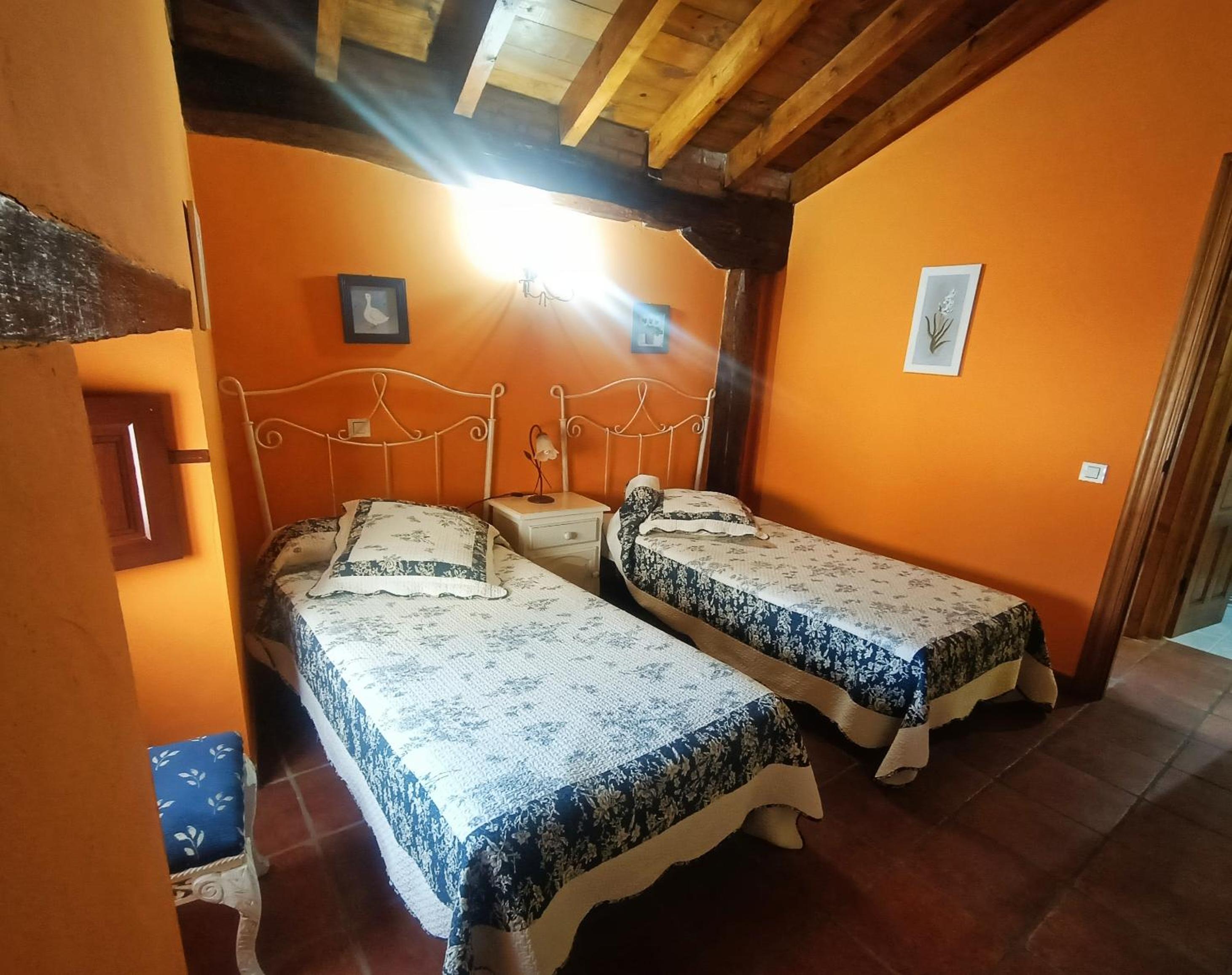 Apartamentos la buganvilla Novales