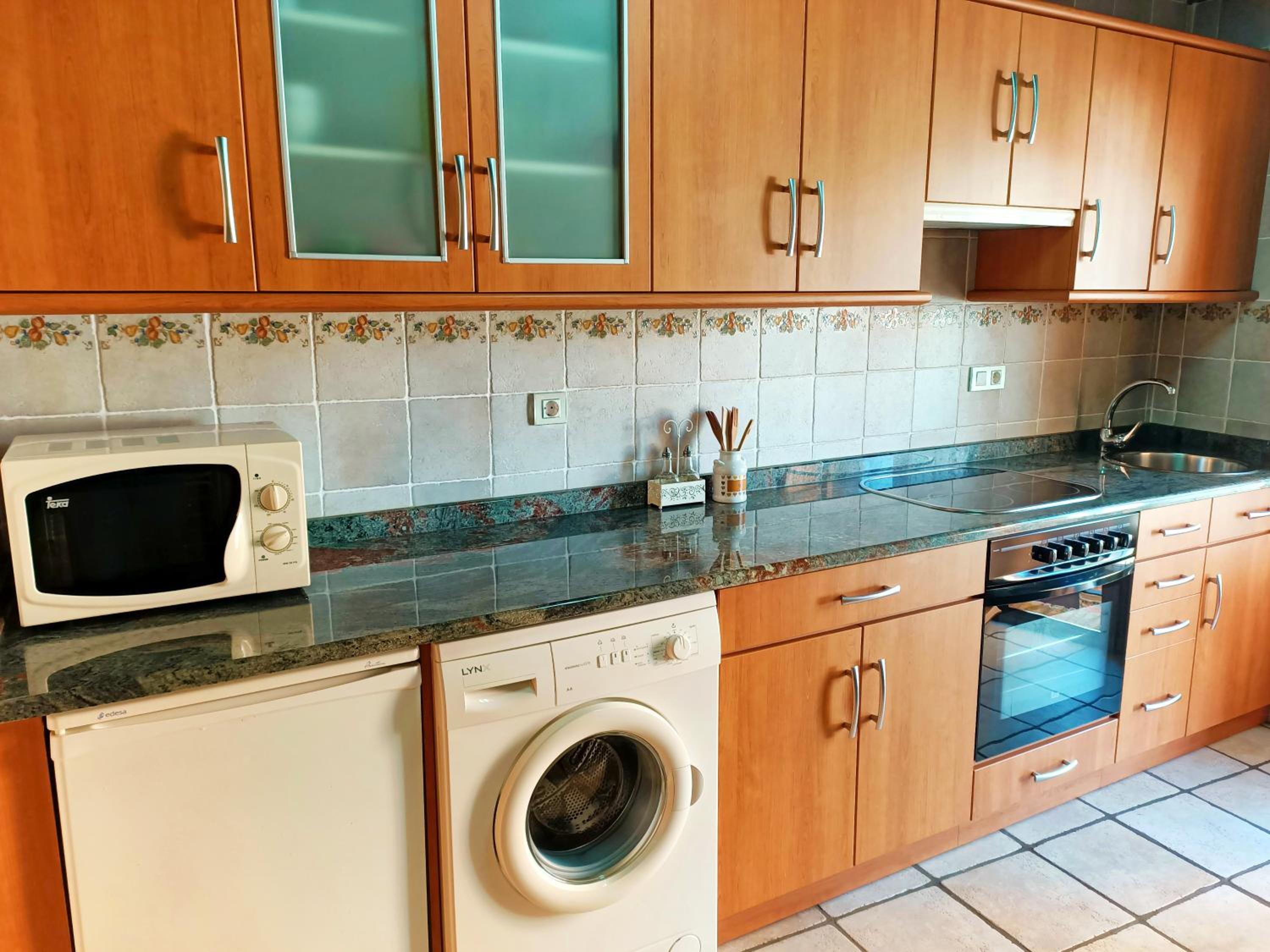 Apartamentos la buganvilla Novales