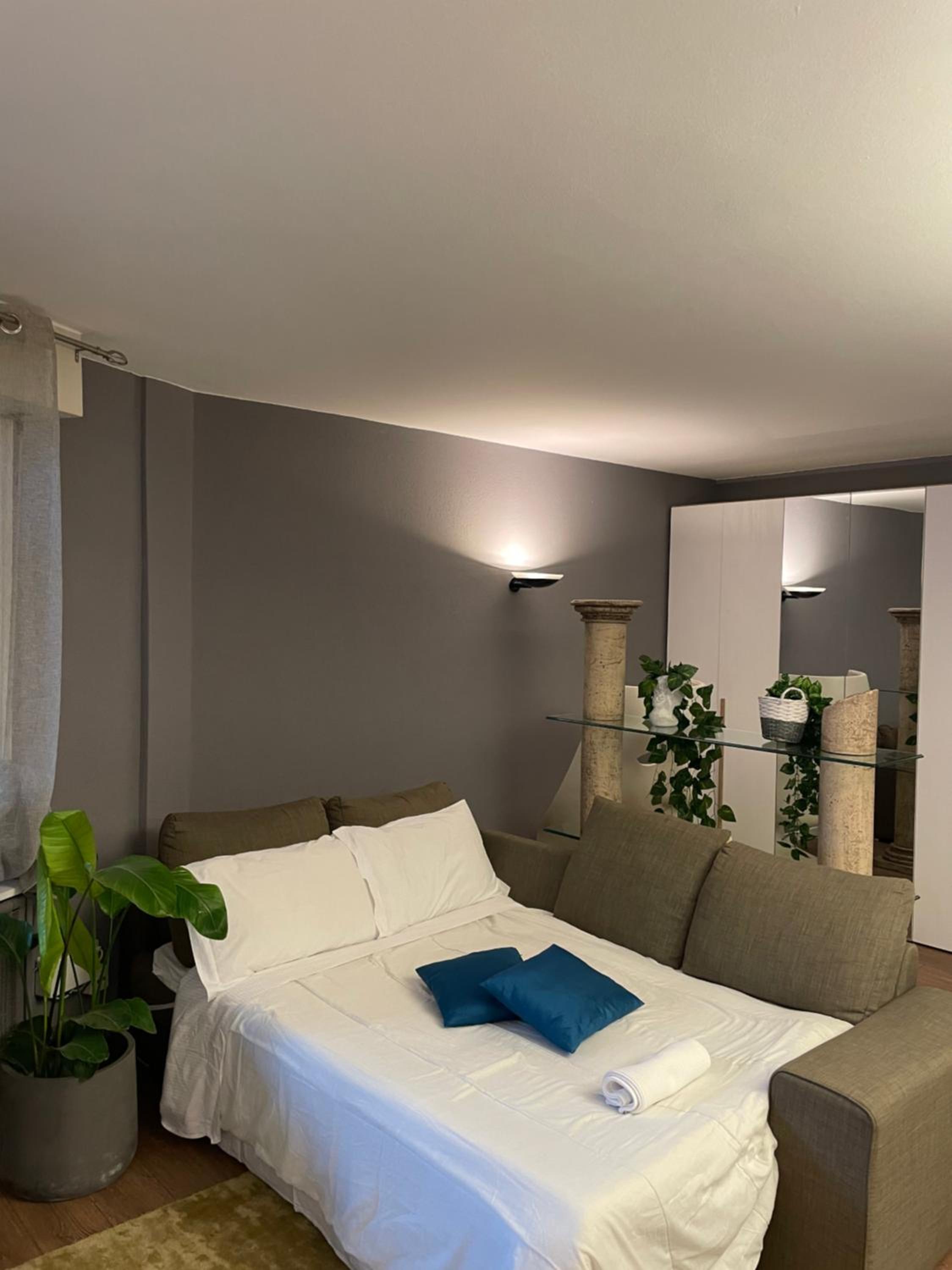 Lake Apartment 3