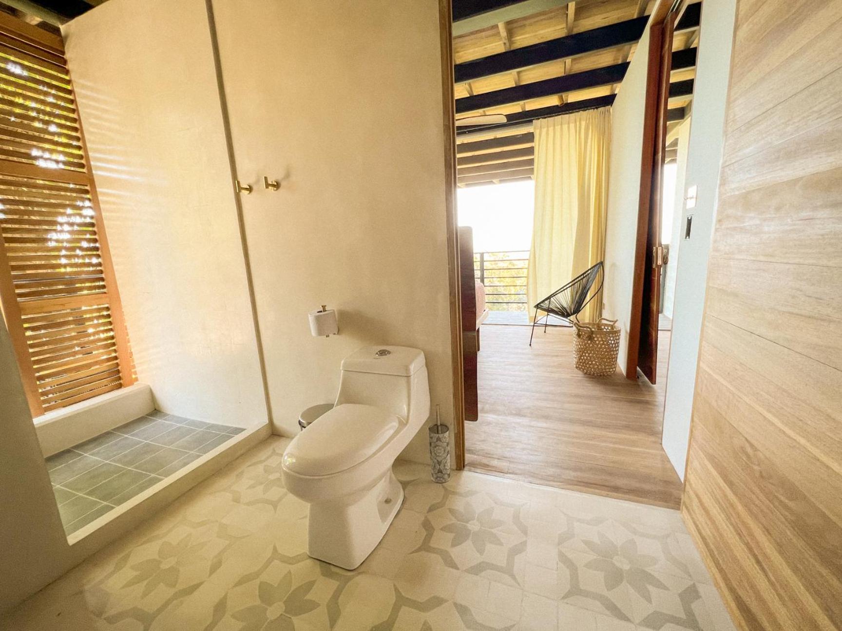 Ocean View Modern Jungle Vacation Home - Walking Distance to Playa Mal Pais