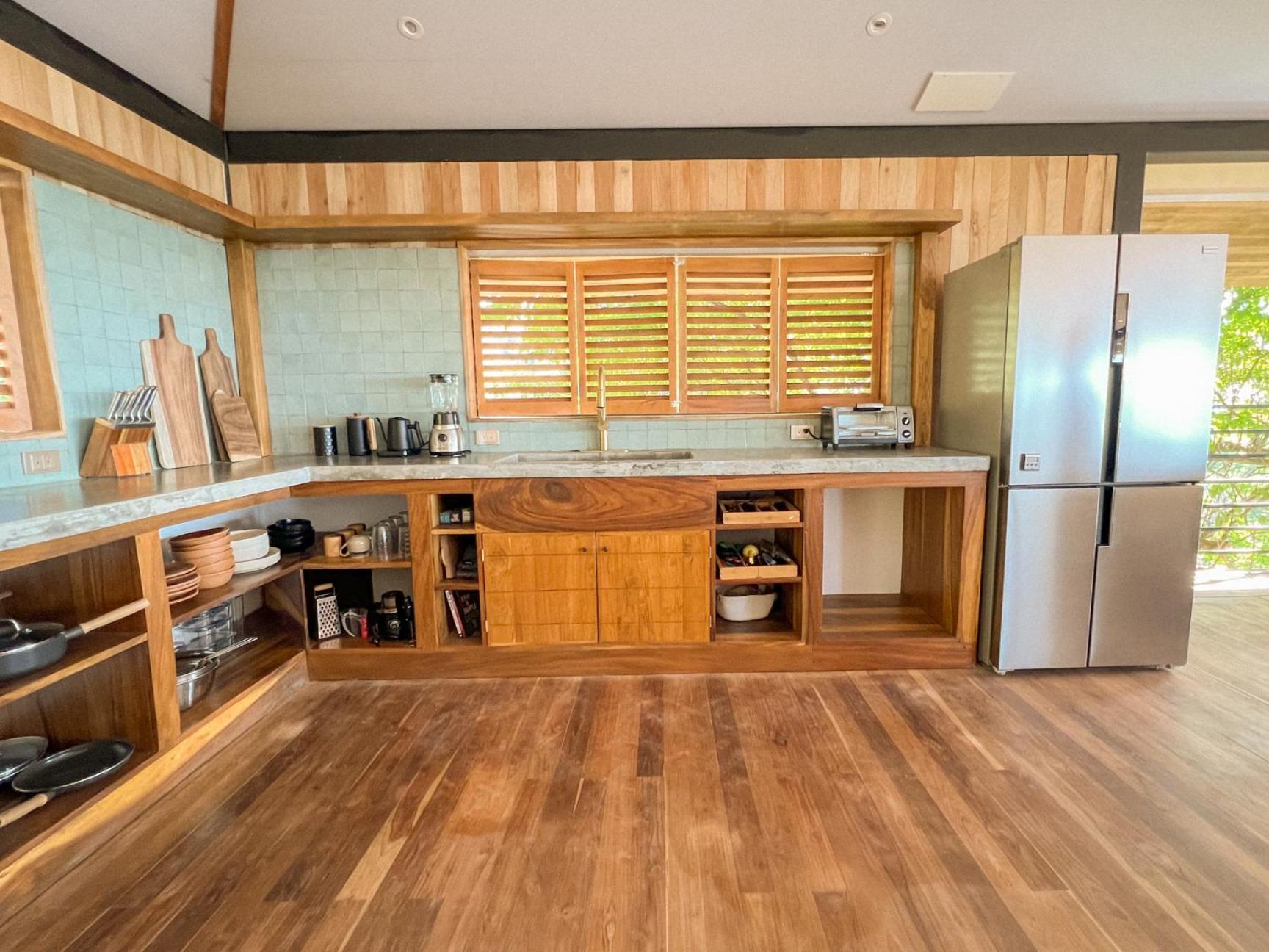 Ocean View Modern Jungle Vacation Home - Walking Distance to Playa Mal Pais