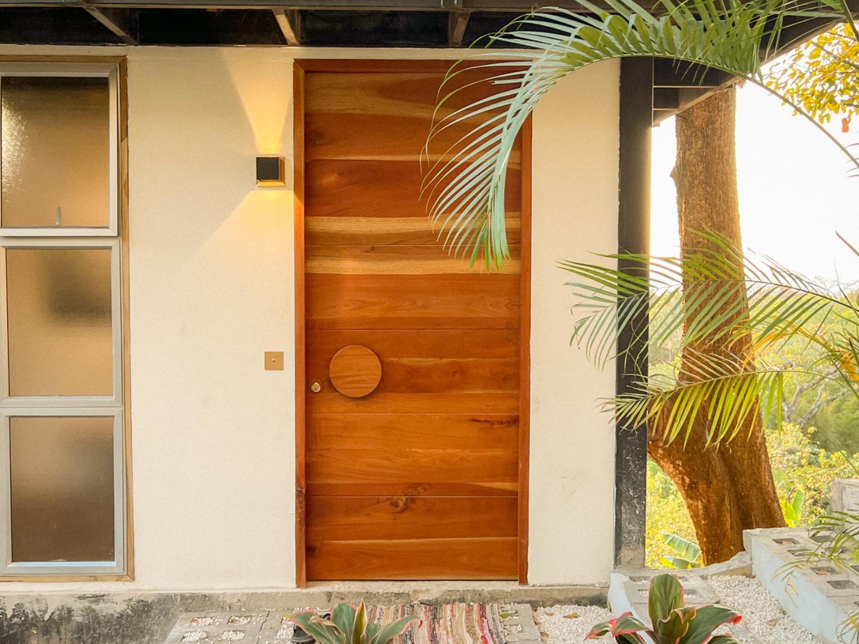 Ocean View Modern Jungle Vacation Home - Walking Distance to Playa Mal Pais