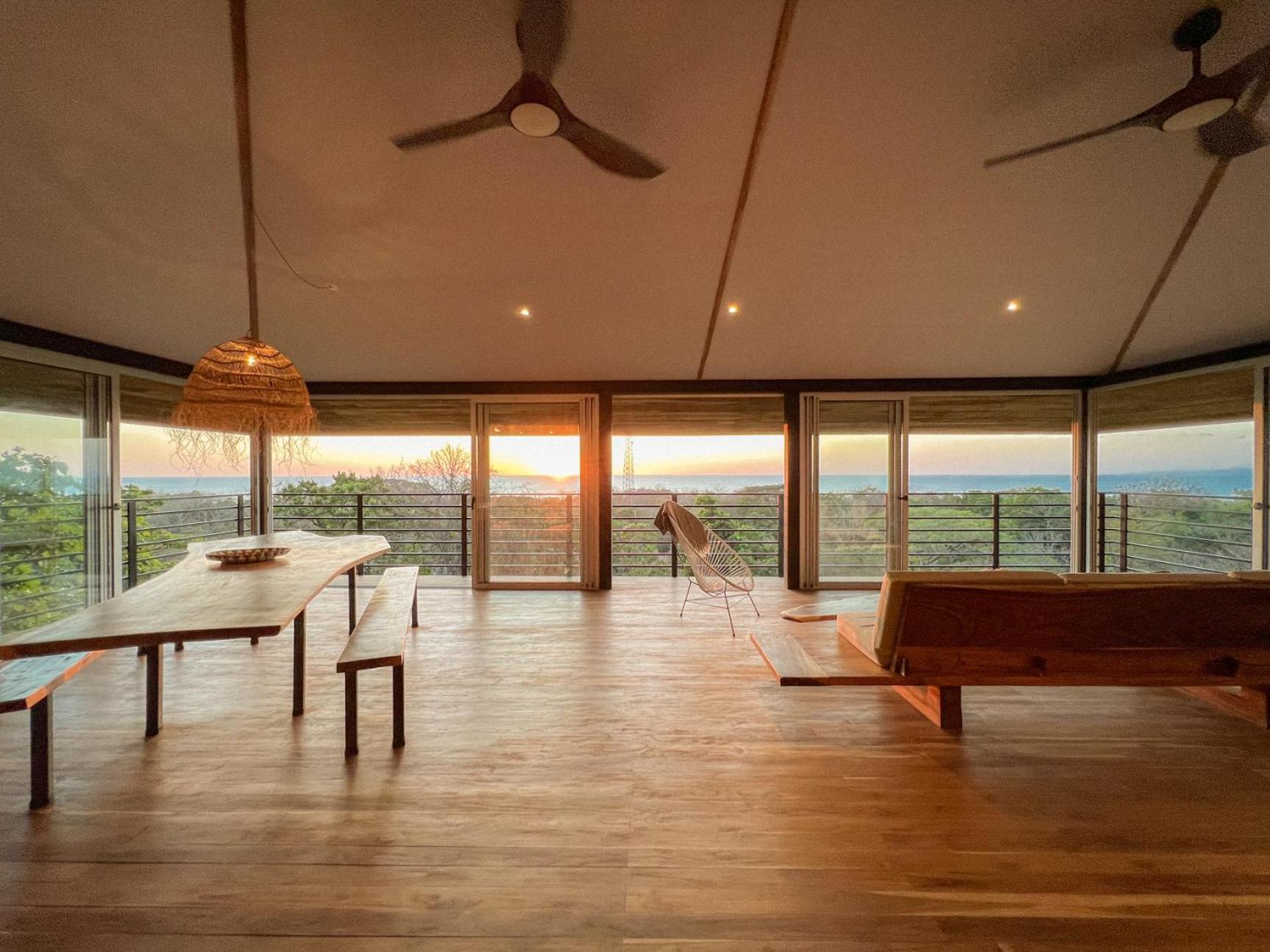 Ocean View Modern Jungle Vacation Home - Walking Distance to Playa Mal Pais