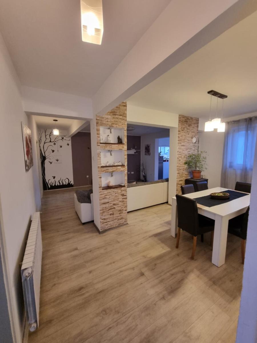Apartment Zara view 3