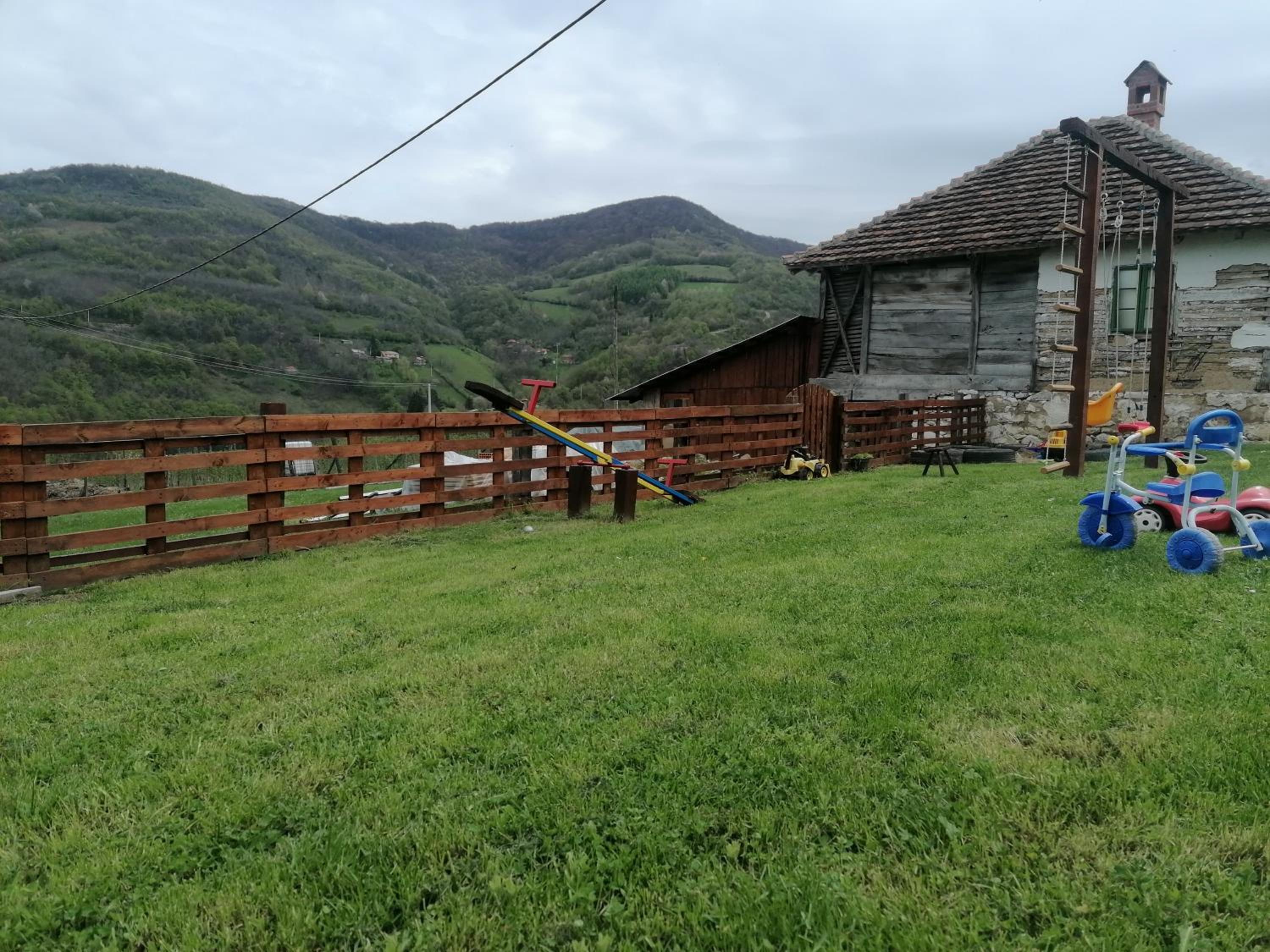 Photo 33