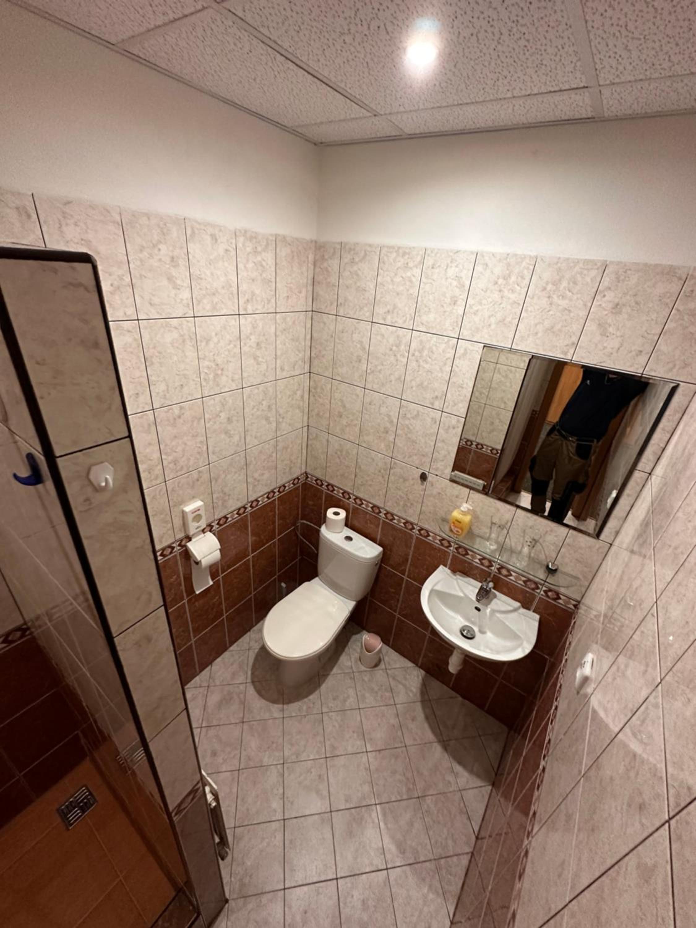Photo 46