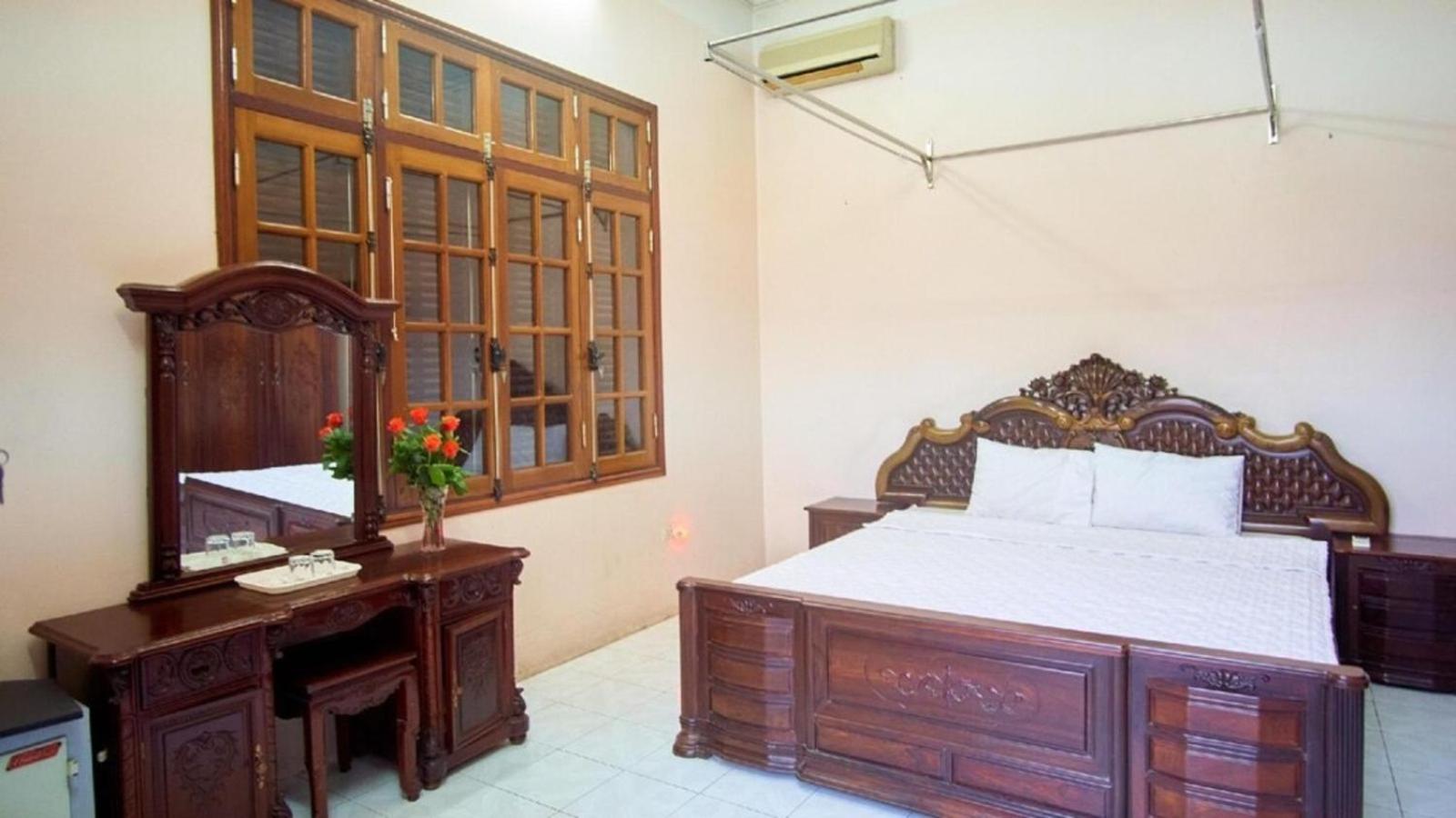 Là Nhà villas and homestay Hạ Long view 3
