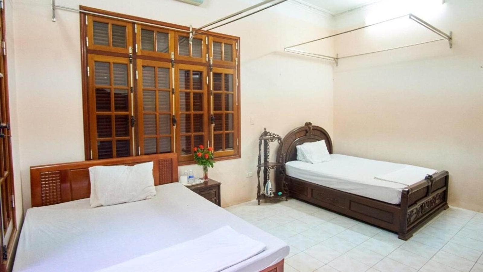 Là Nhà villas and homestay Hạ Long view 2