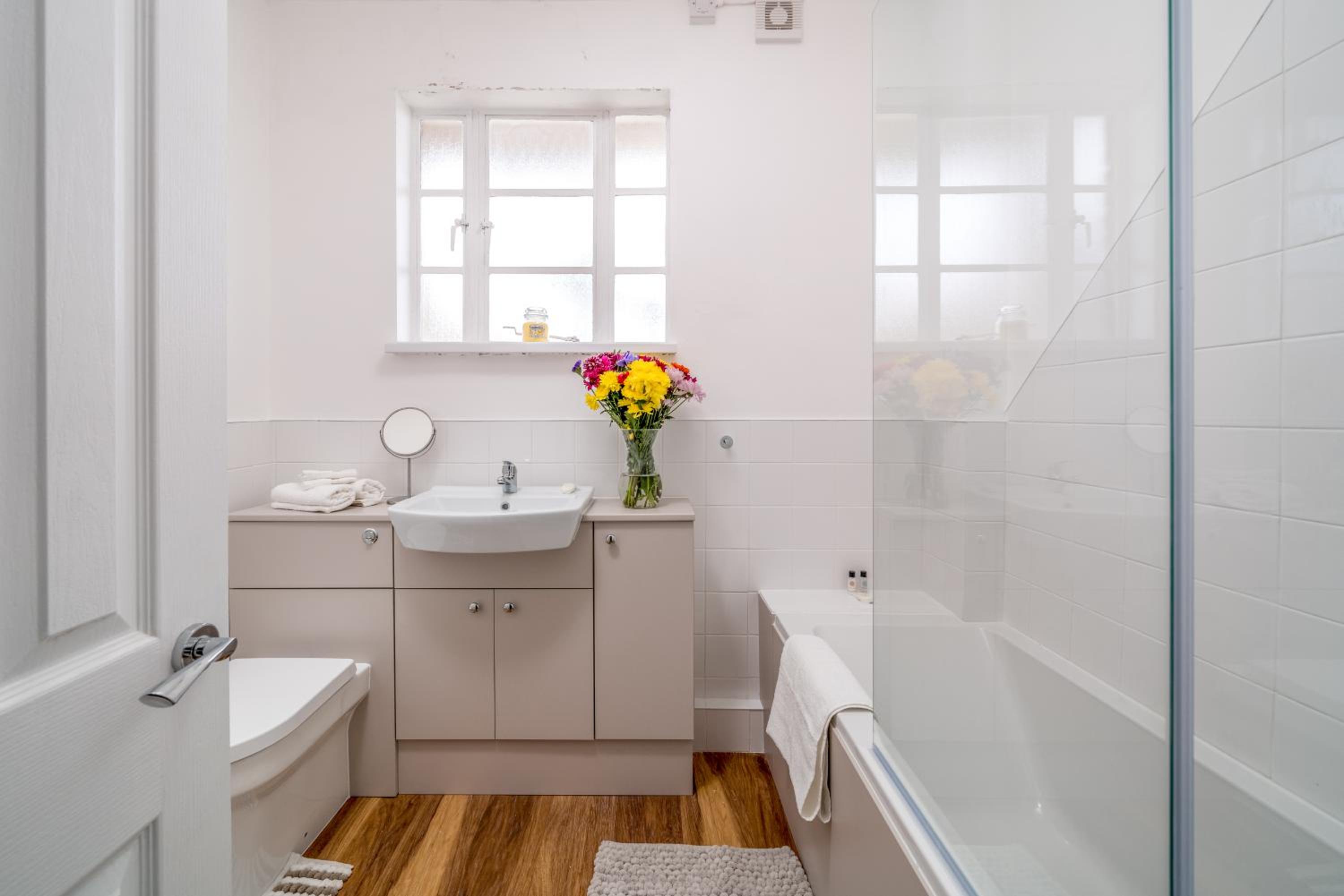 Bright West Hampstead Retreat