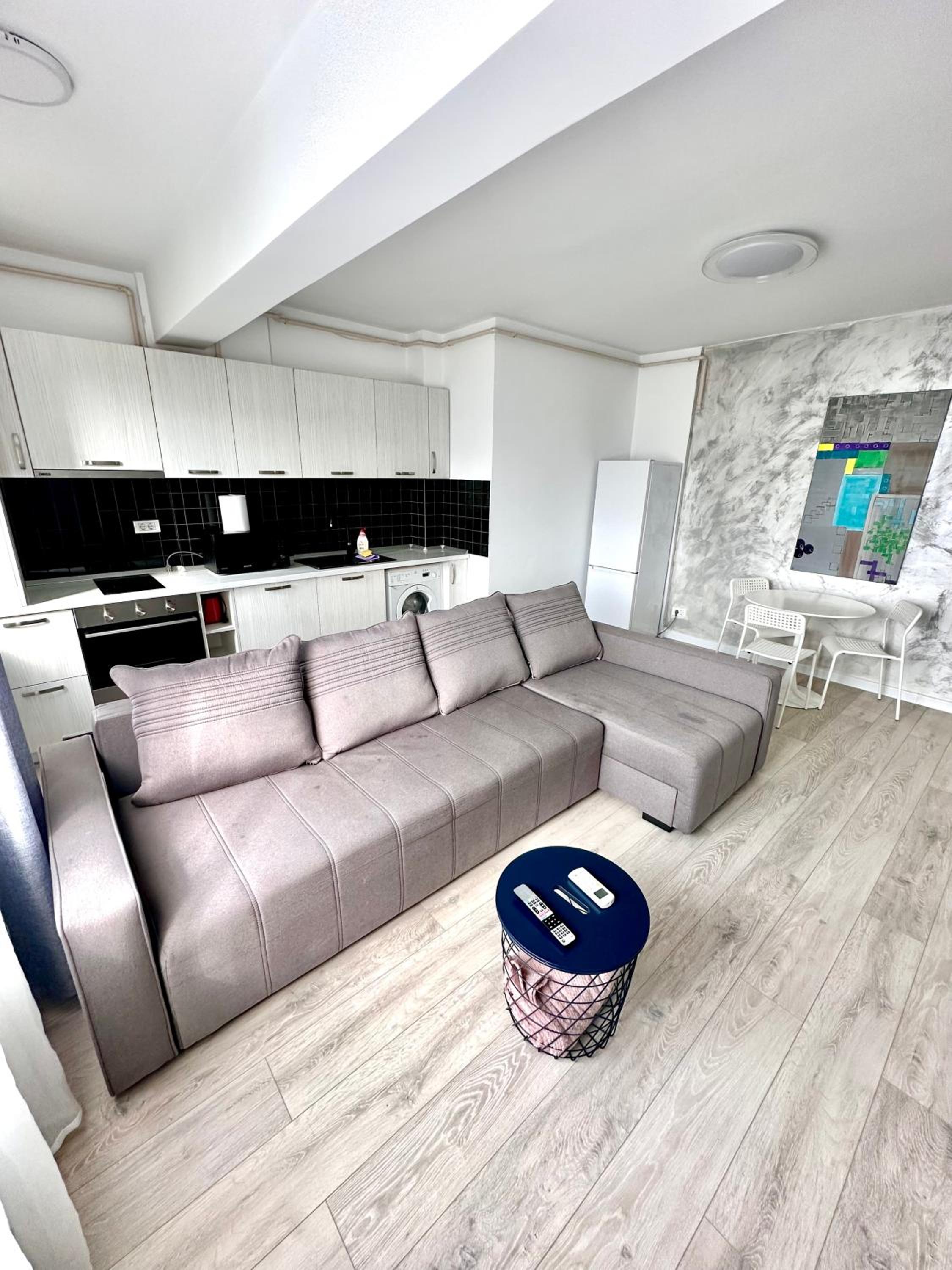 Mega Rossa Residence