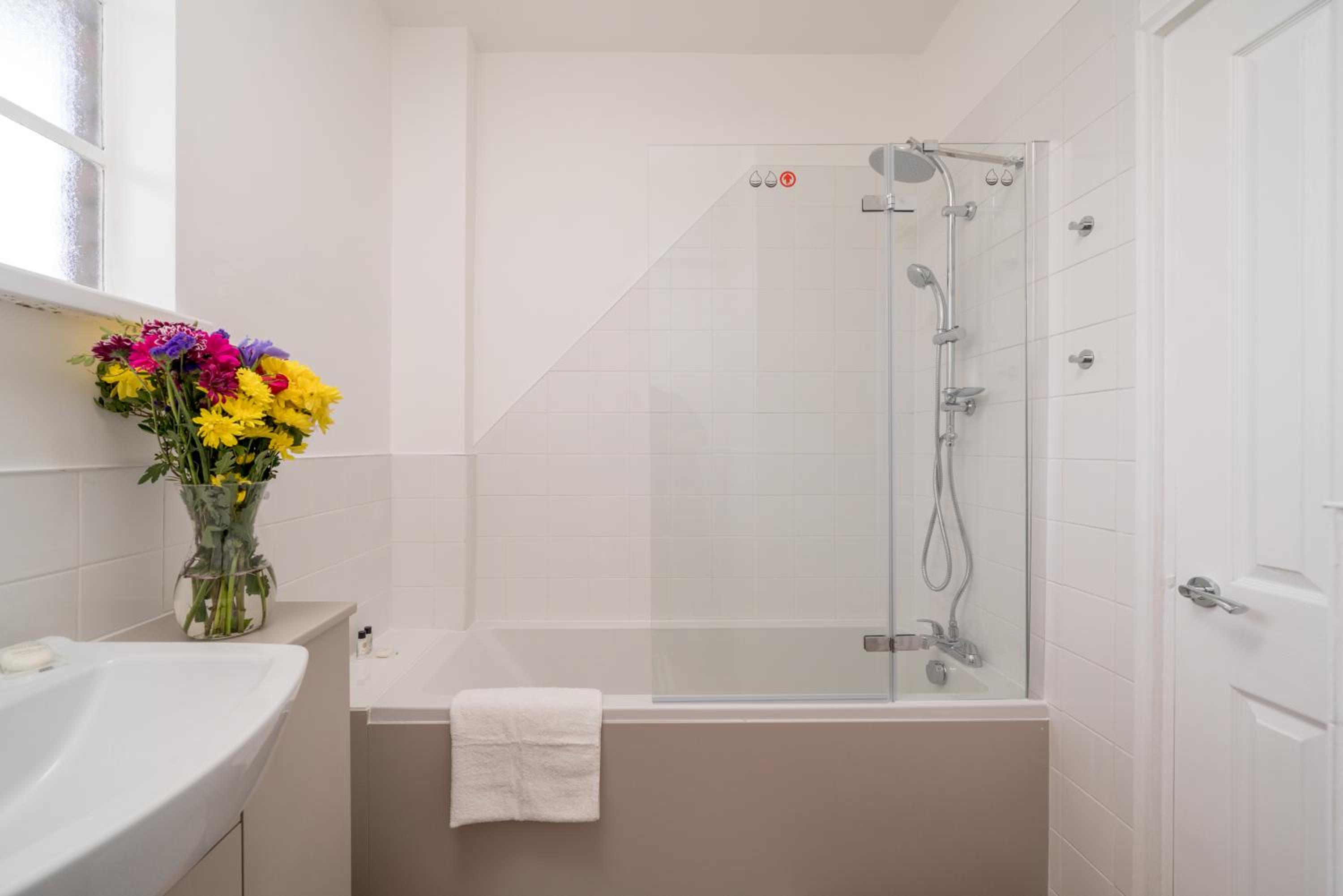 Bright West Hampstead Retreat