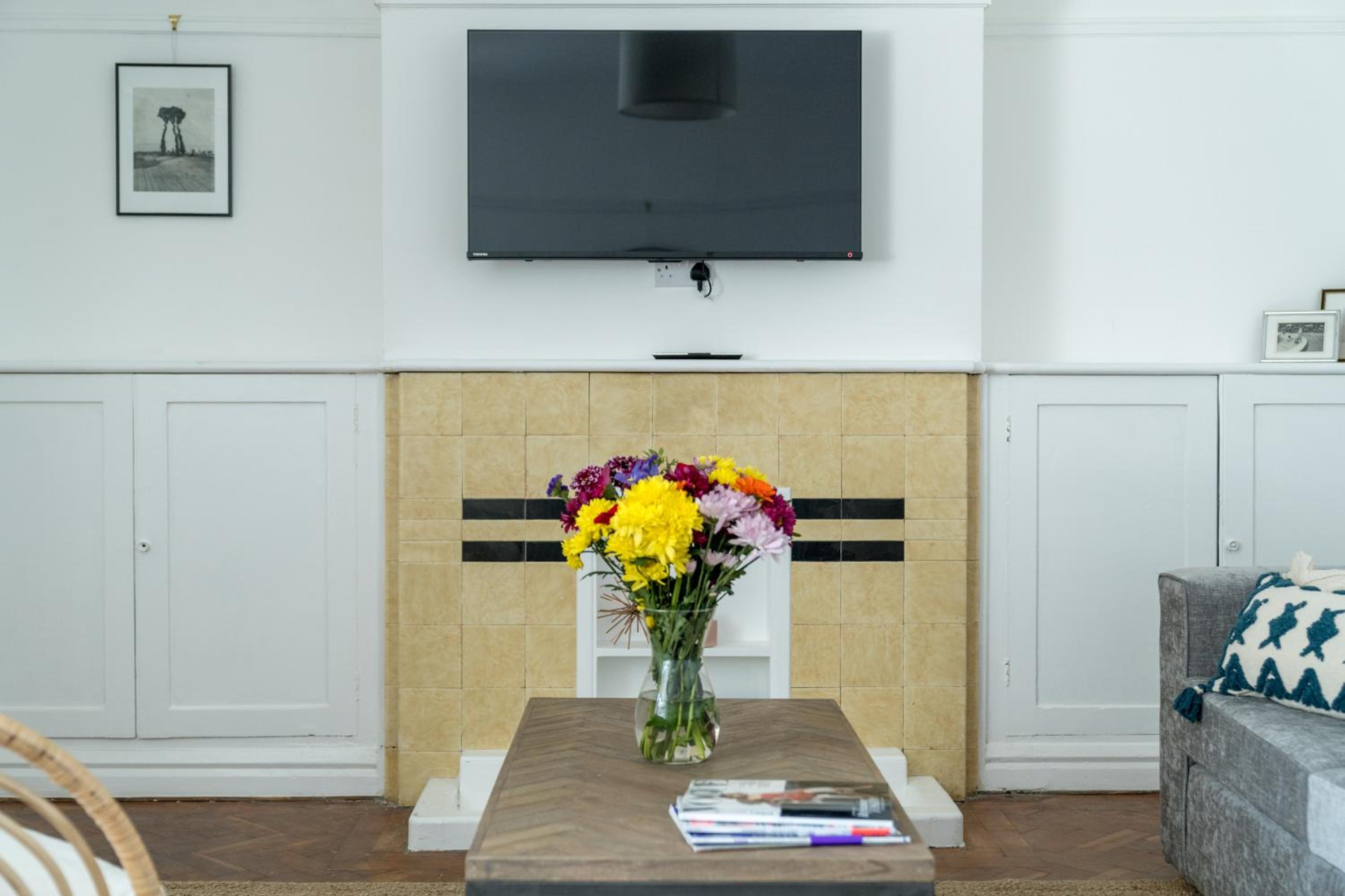 Bright West Hampstead Retreat