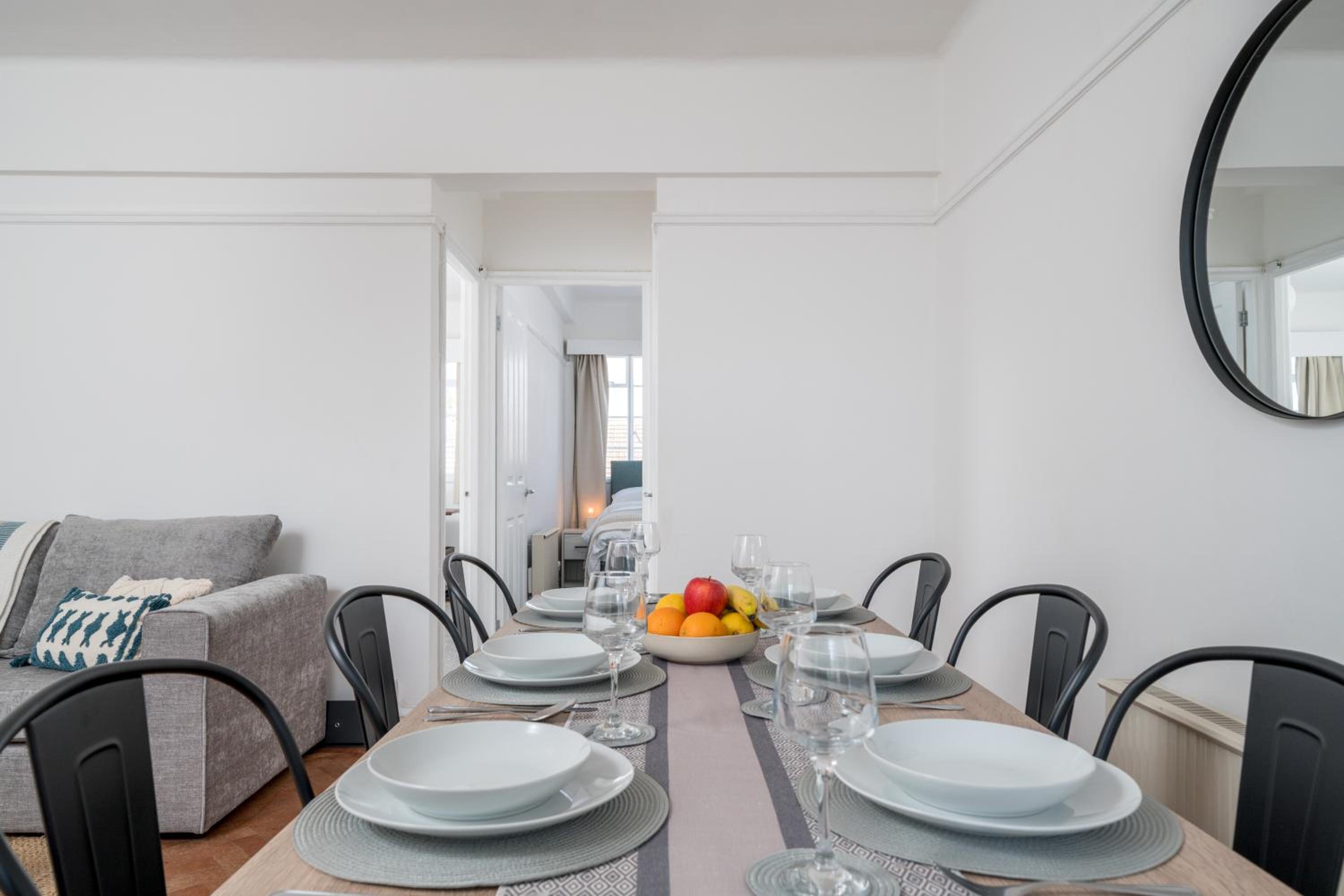 Bright West Hampstead Retreat
