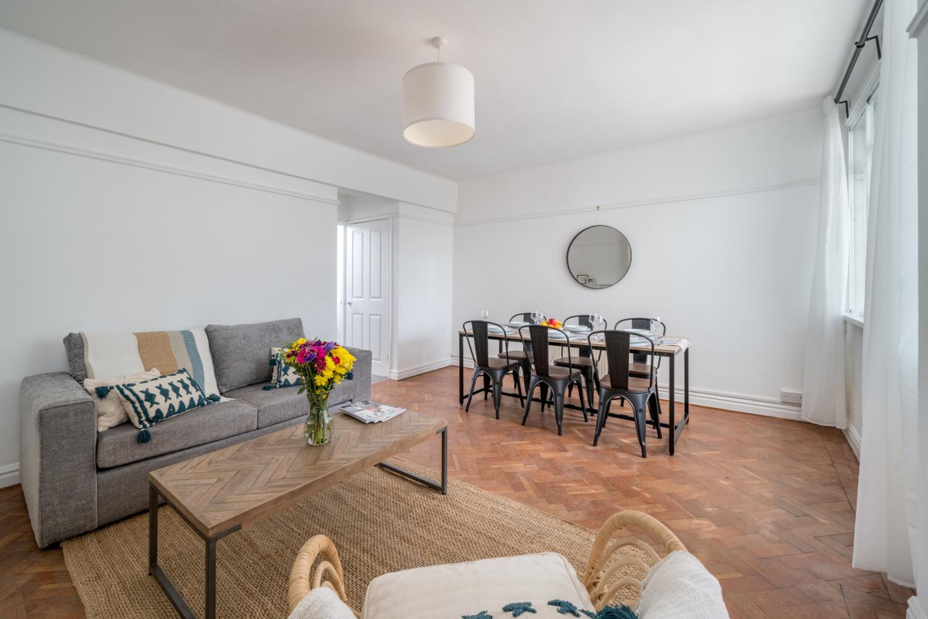 Bright West Hampstead Retreat
