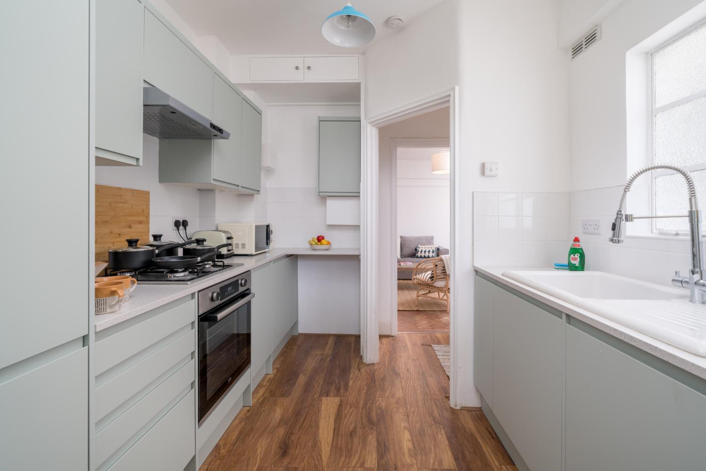 Bright West Hampstead Retreat