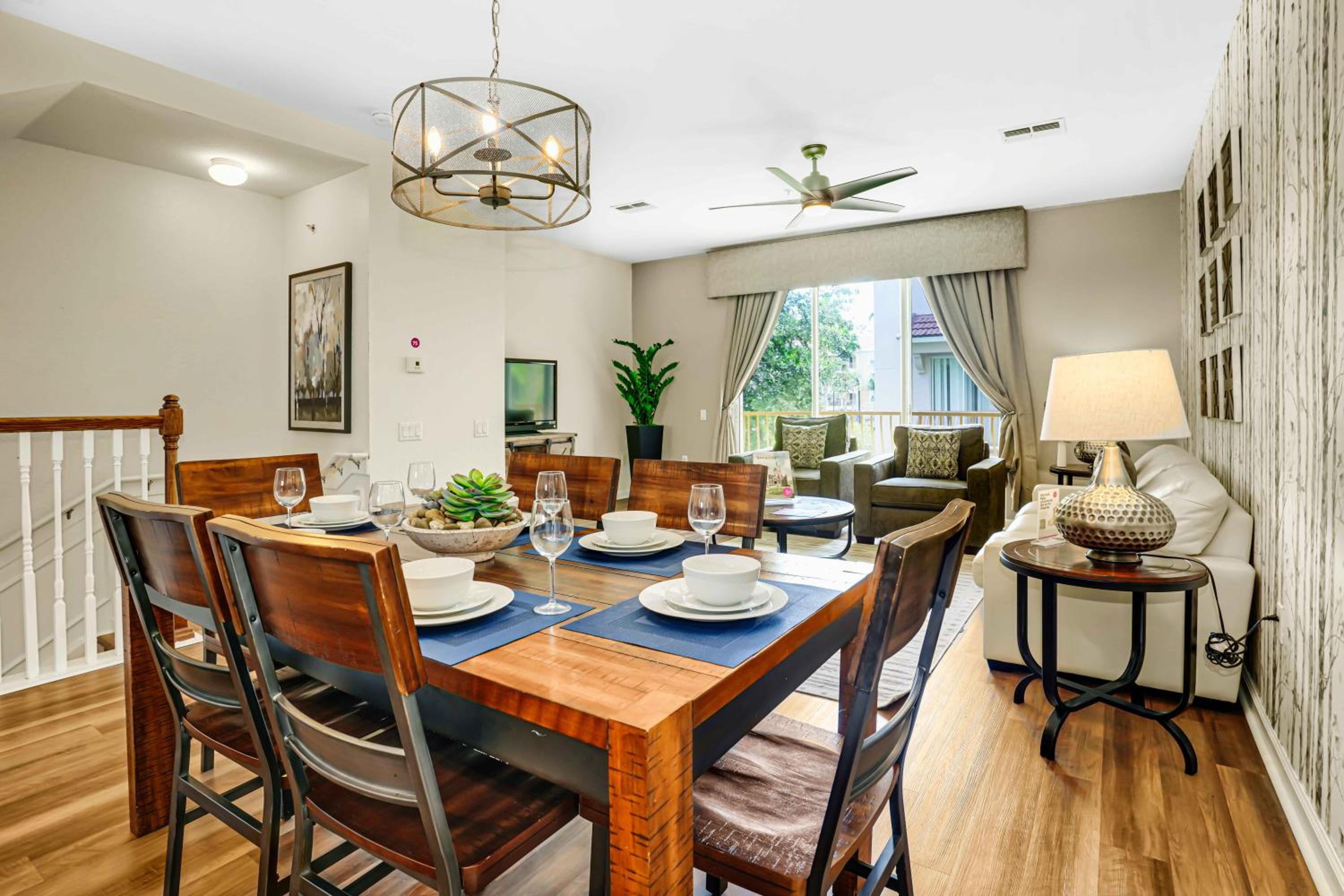 dining