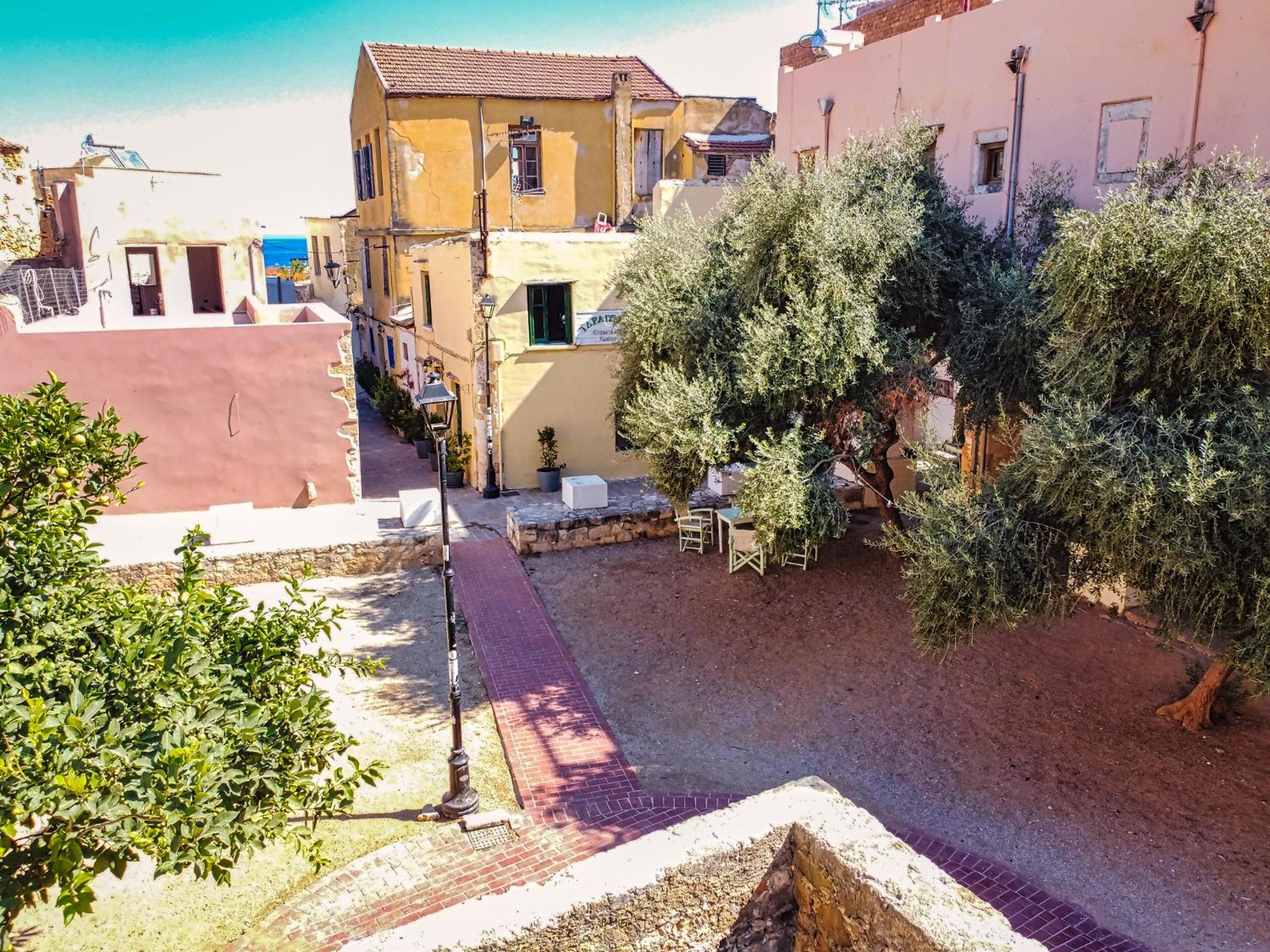 Ydragogeio Rooms Old Town
