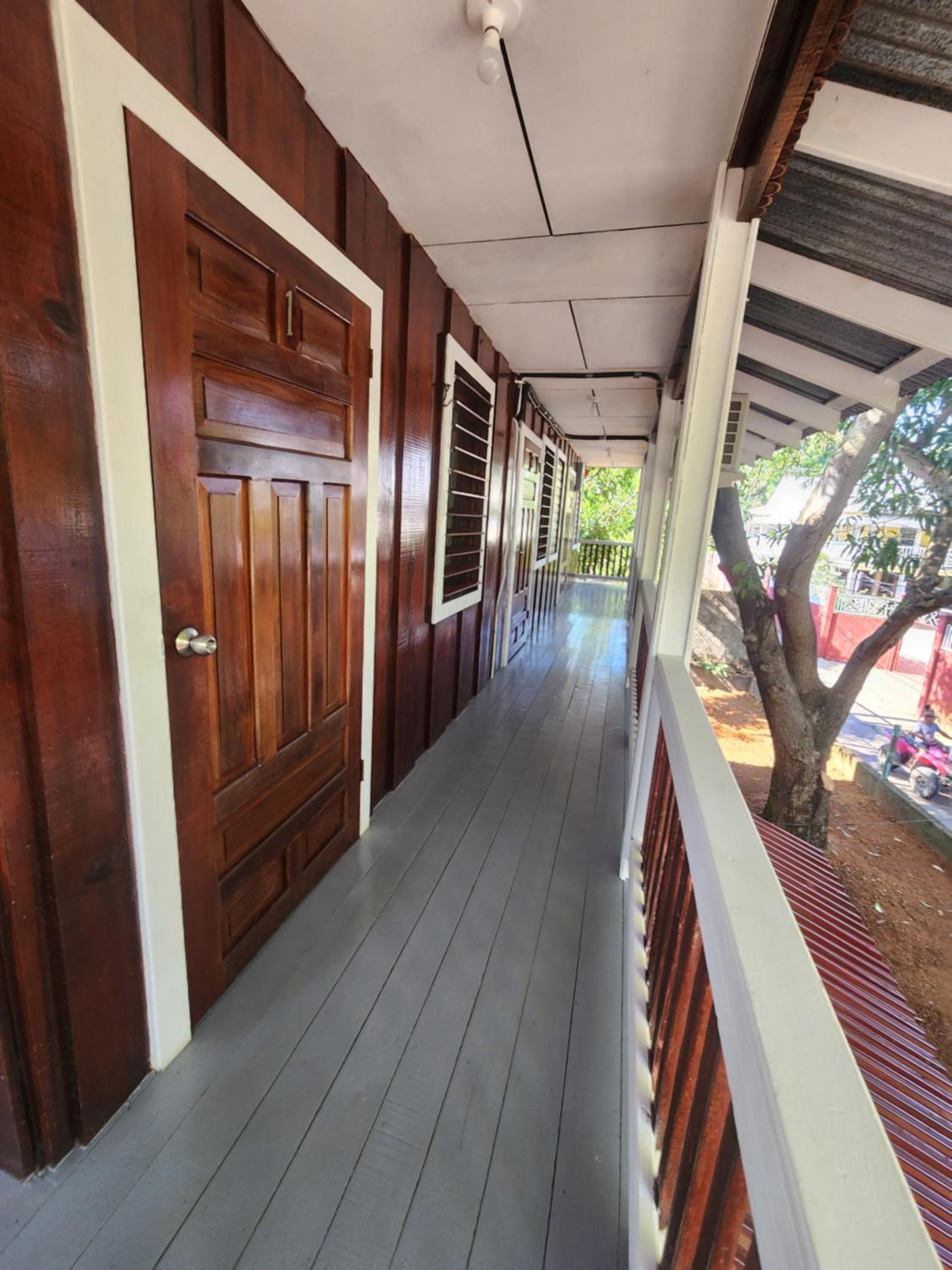 Photo 18