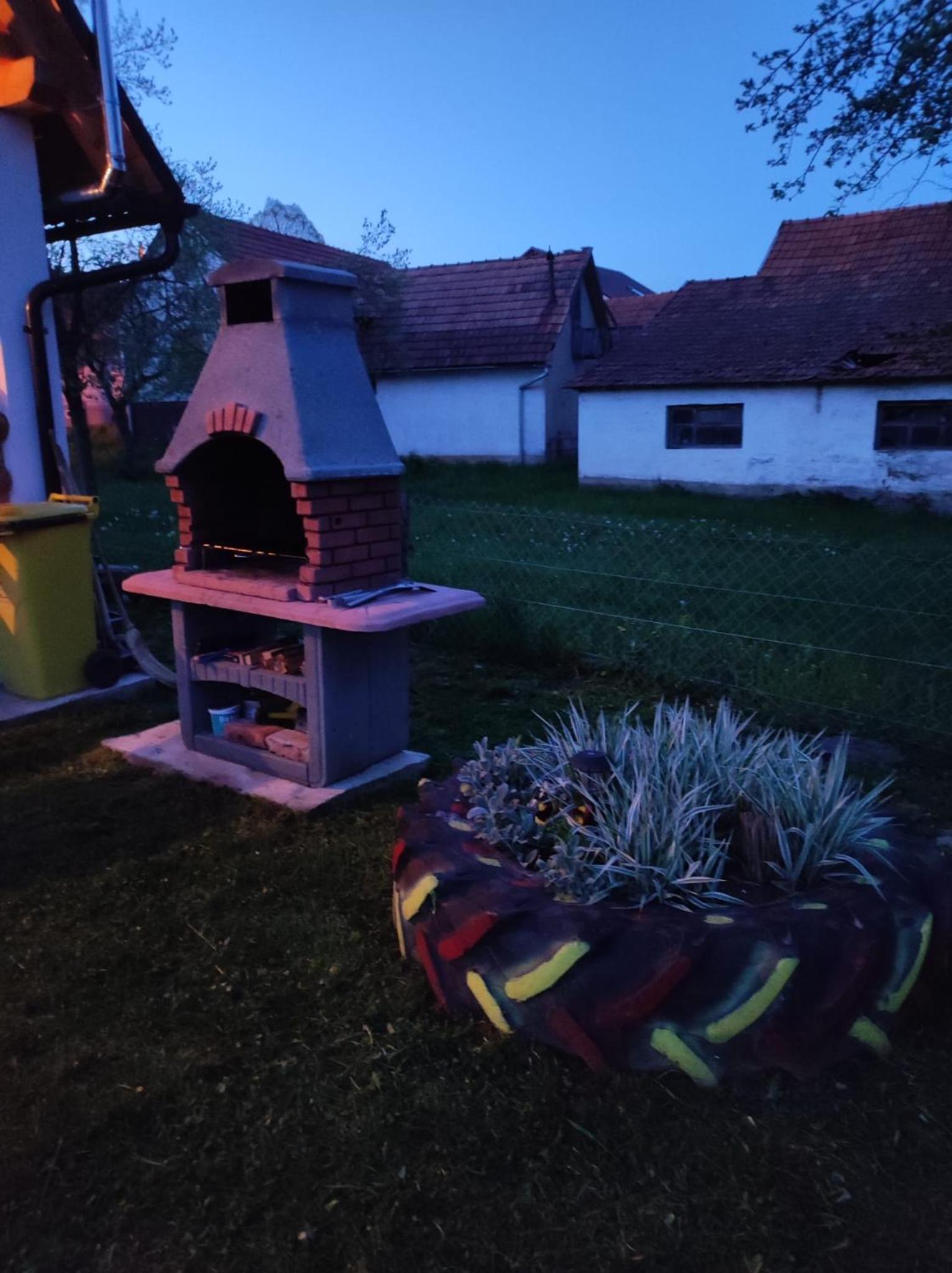 Photo 18
