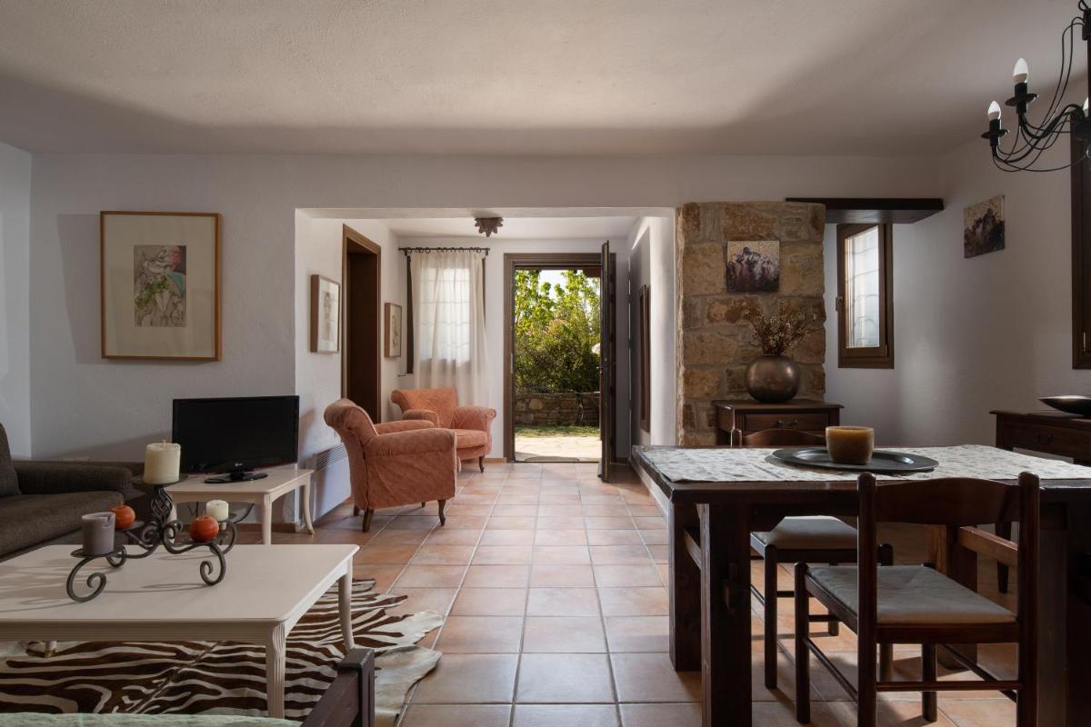 Stone-Home Living photo 5