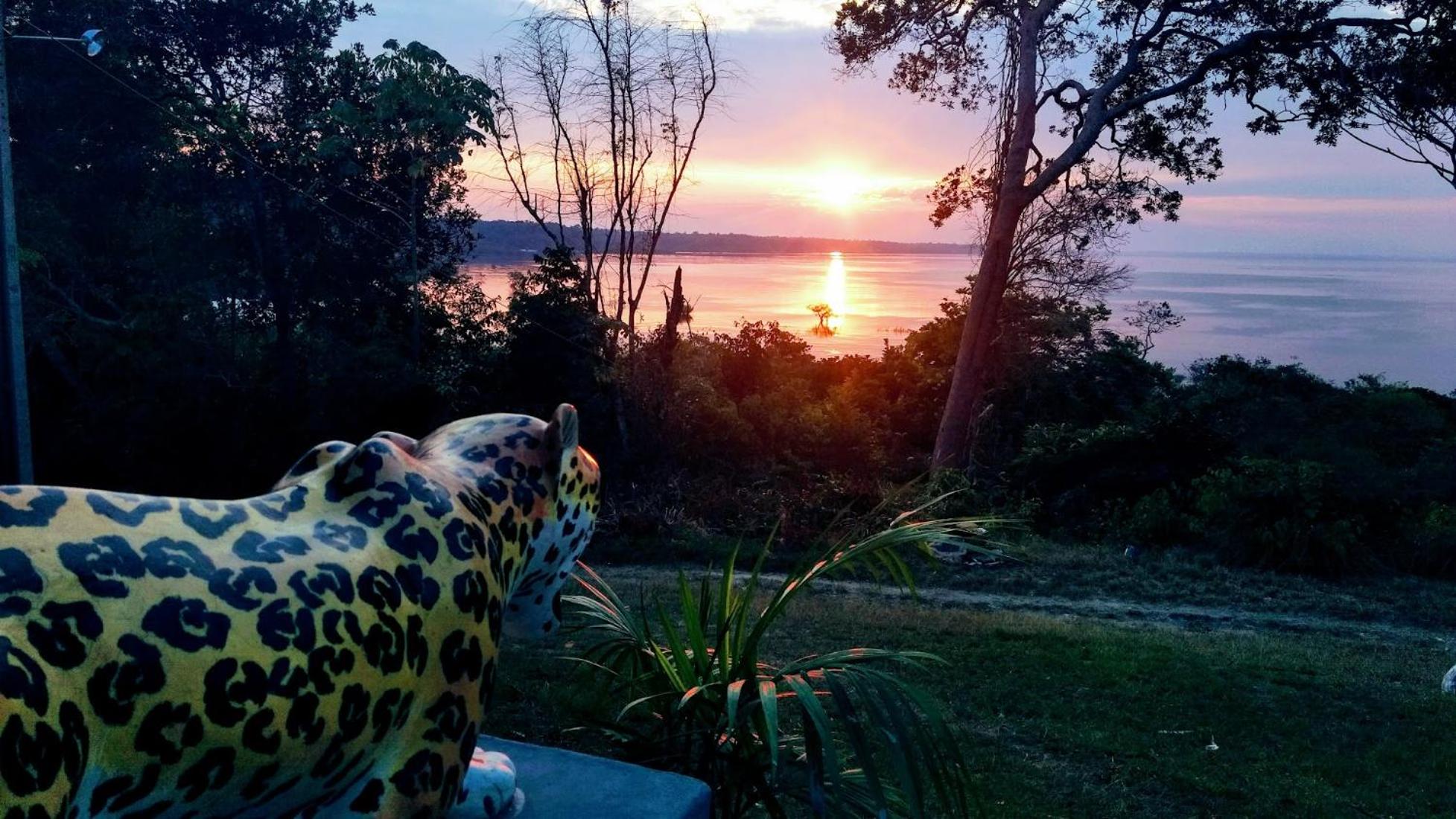 VARANDA DO RIO NEGRO
