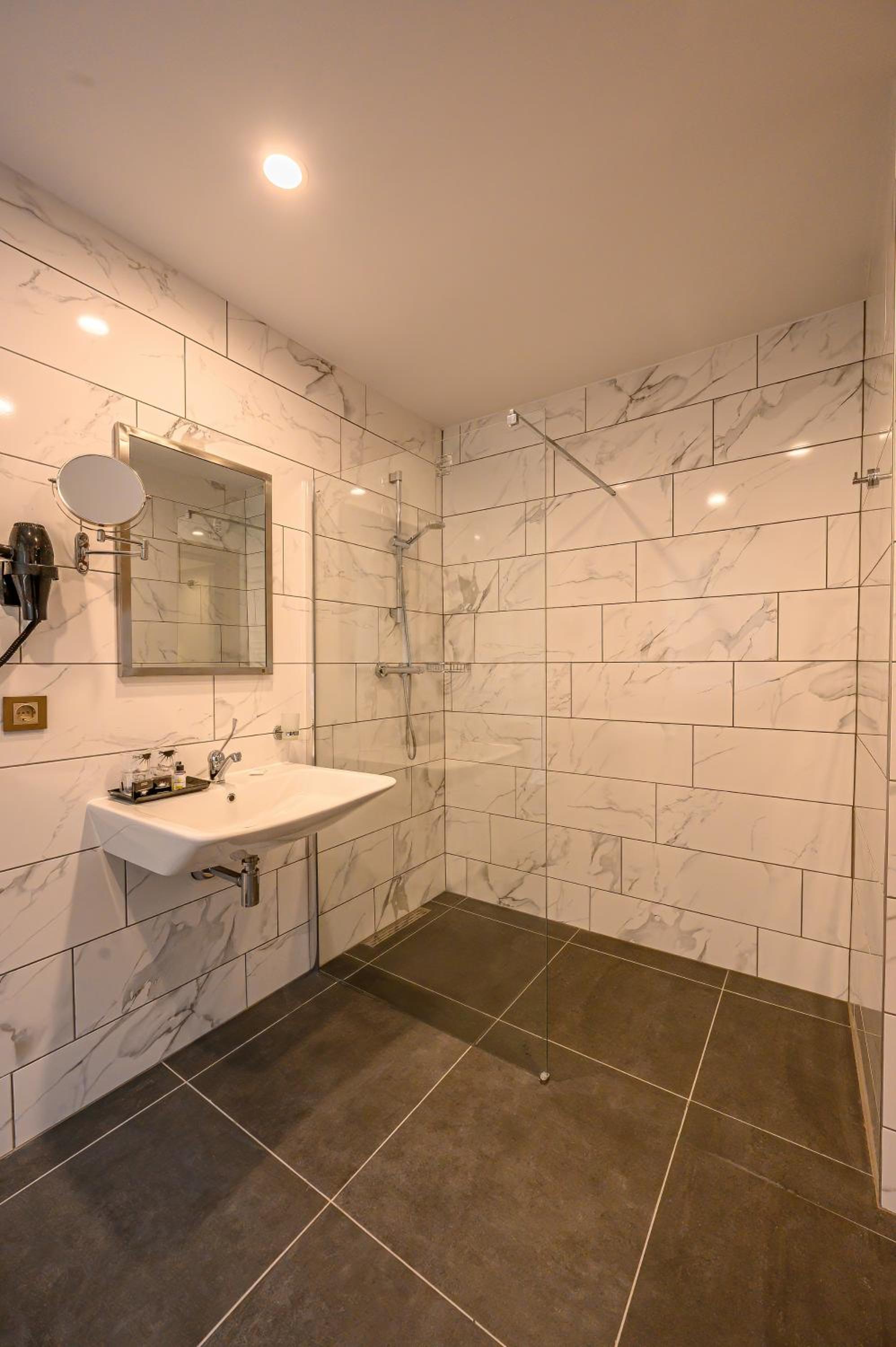 Hotel Schwarzbachtal Hideaway - Property Image 6