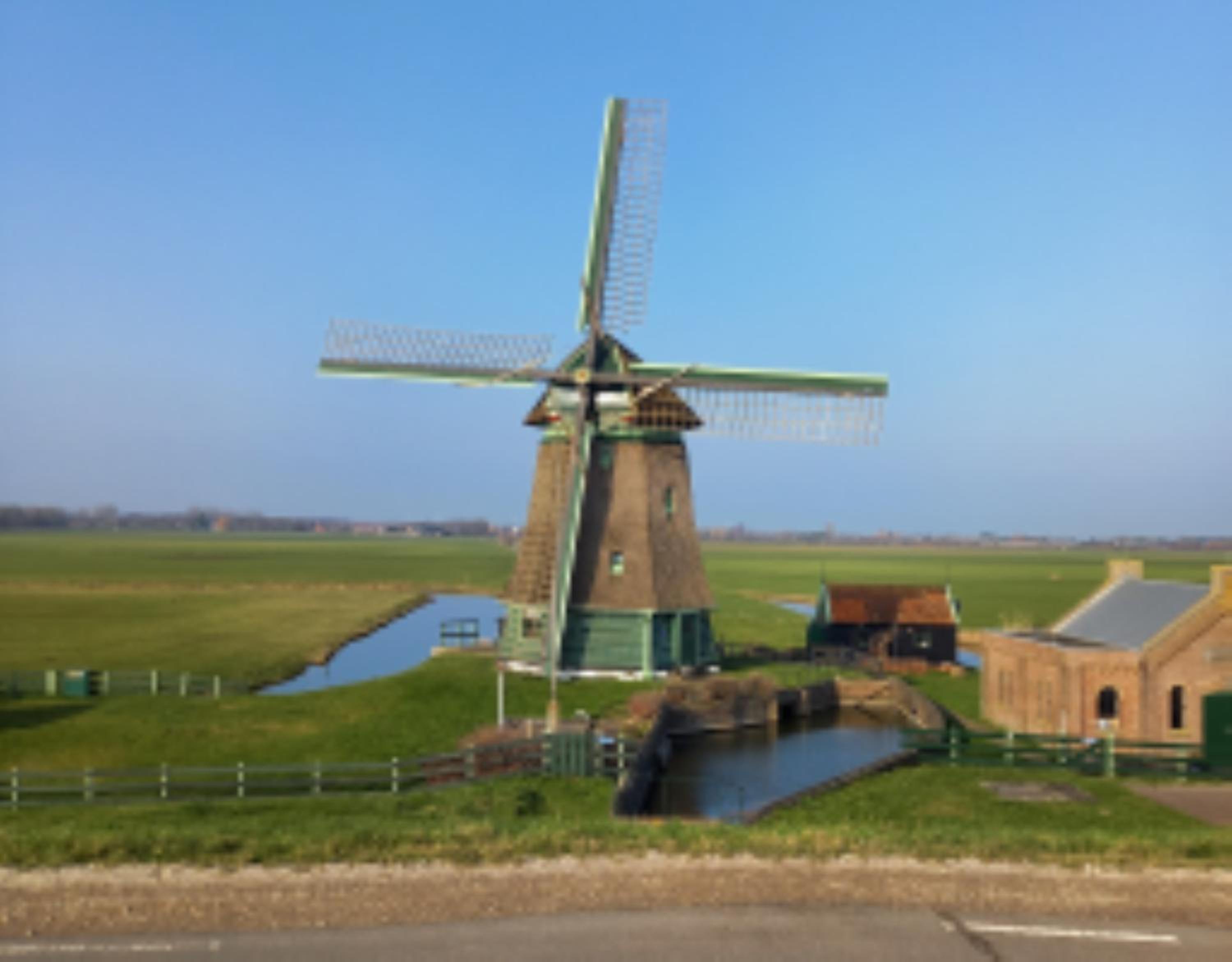 Uniek vakantiehuis - nabij molen, meer, strand & stad' view 5