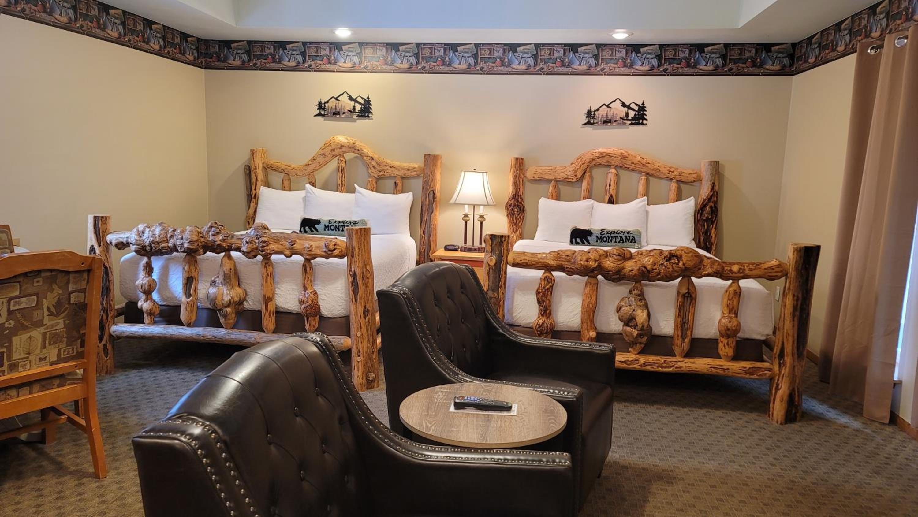 Riverfront Motel & Cabins