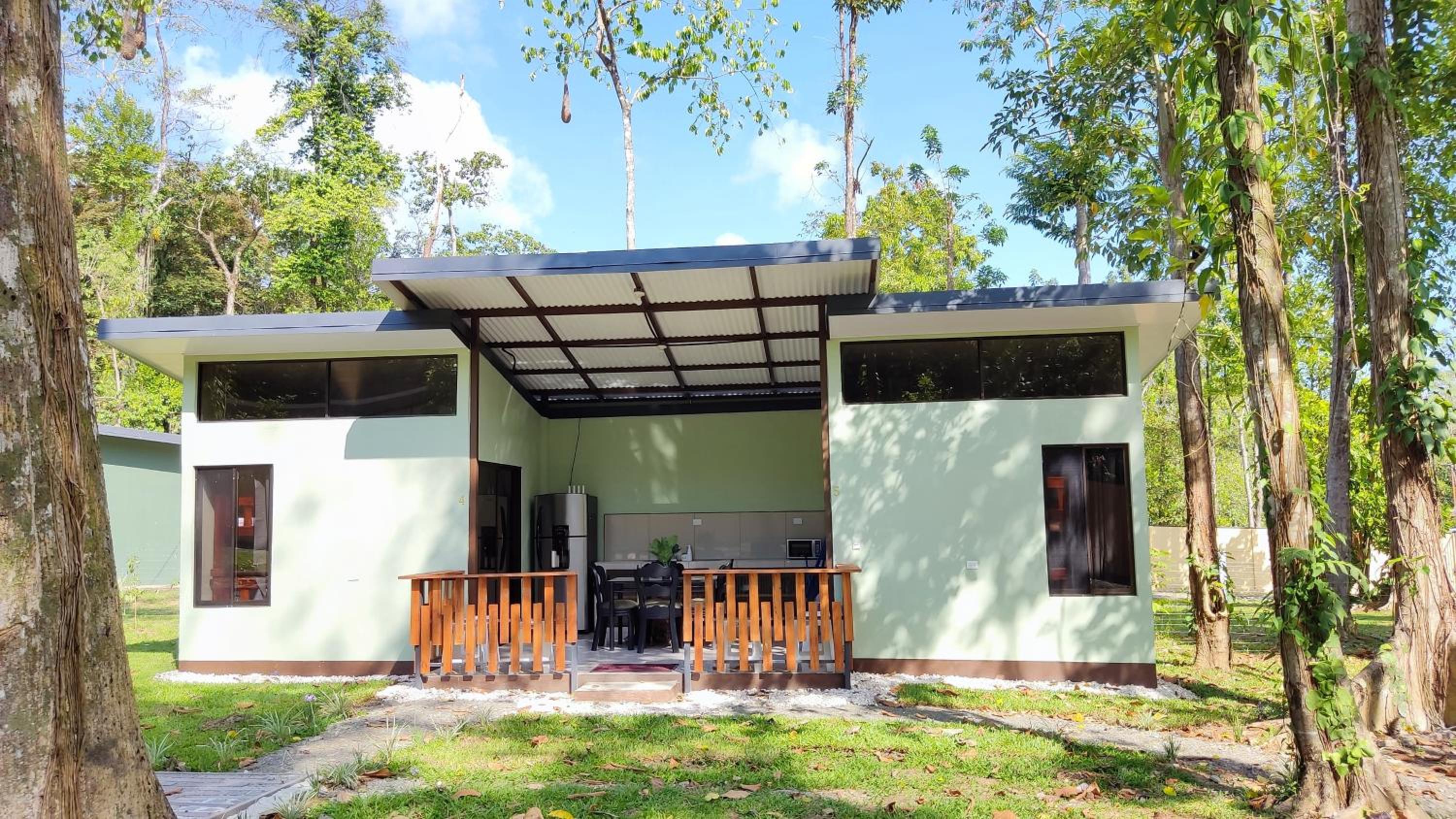 Casa Black Chaini