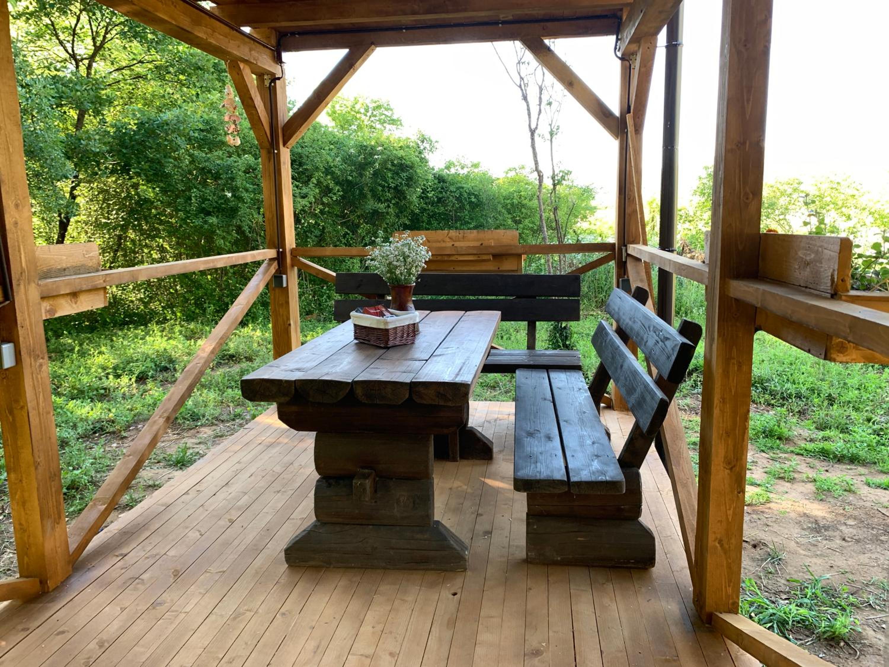 Cozy Treehouse with private sand beach