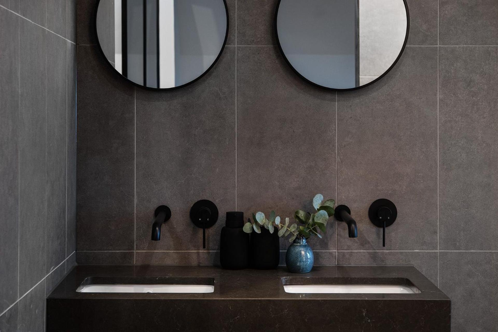 Mysa Daylesford- stylish design with pool