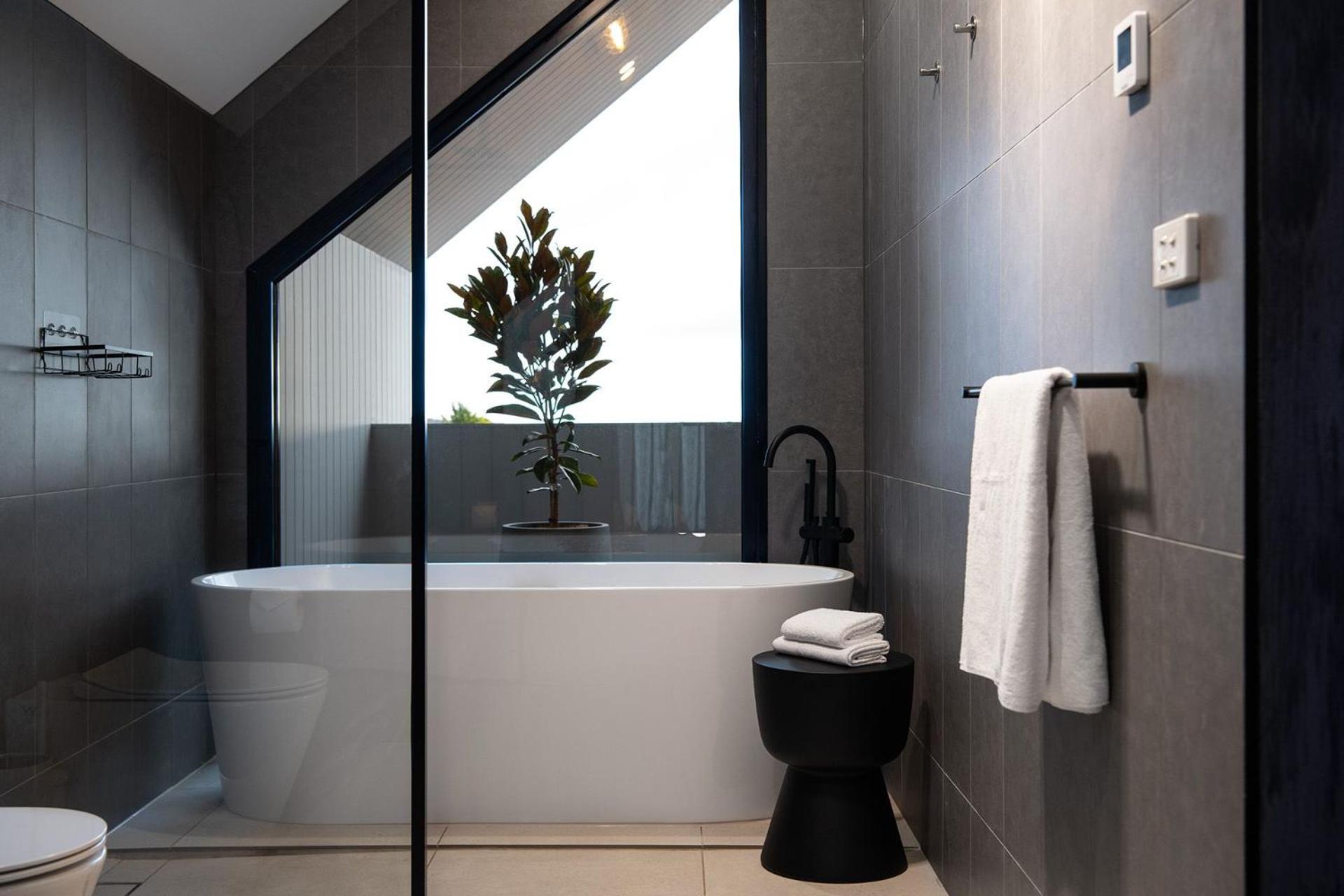 Mysa Daylesford- stylish design with pool