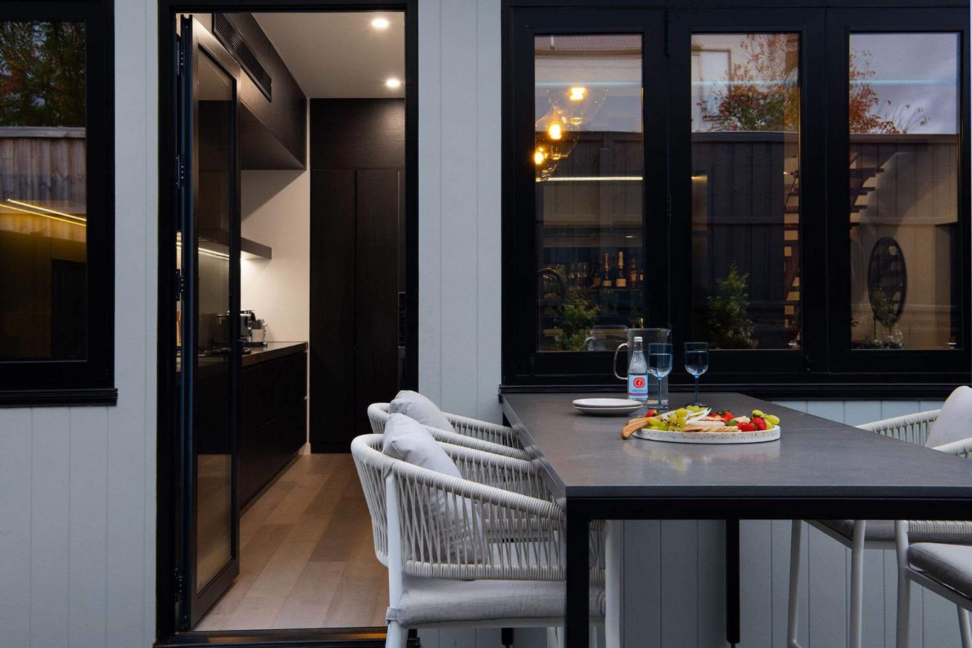 Mysa Daylesford- stylish design with pool