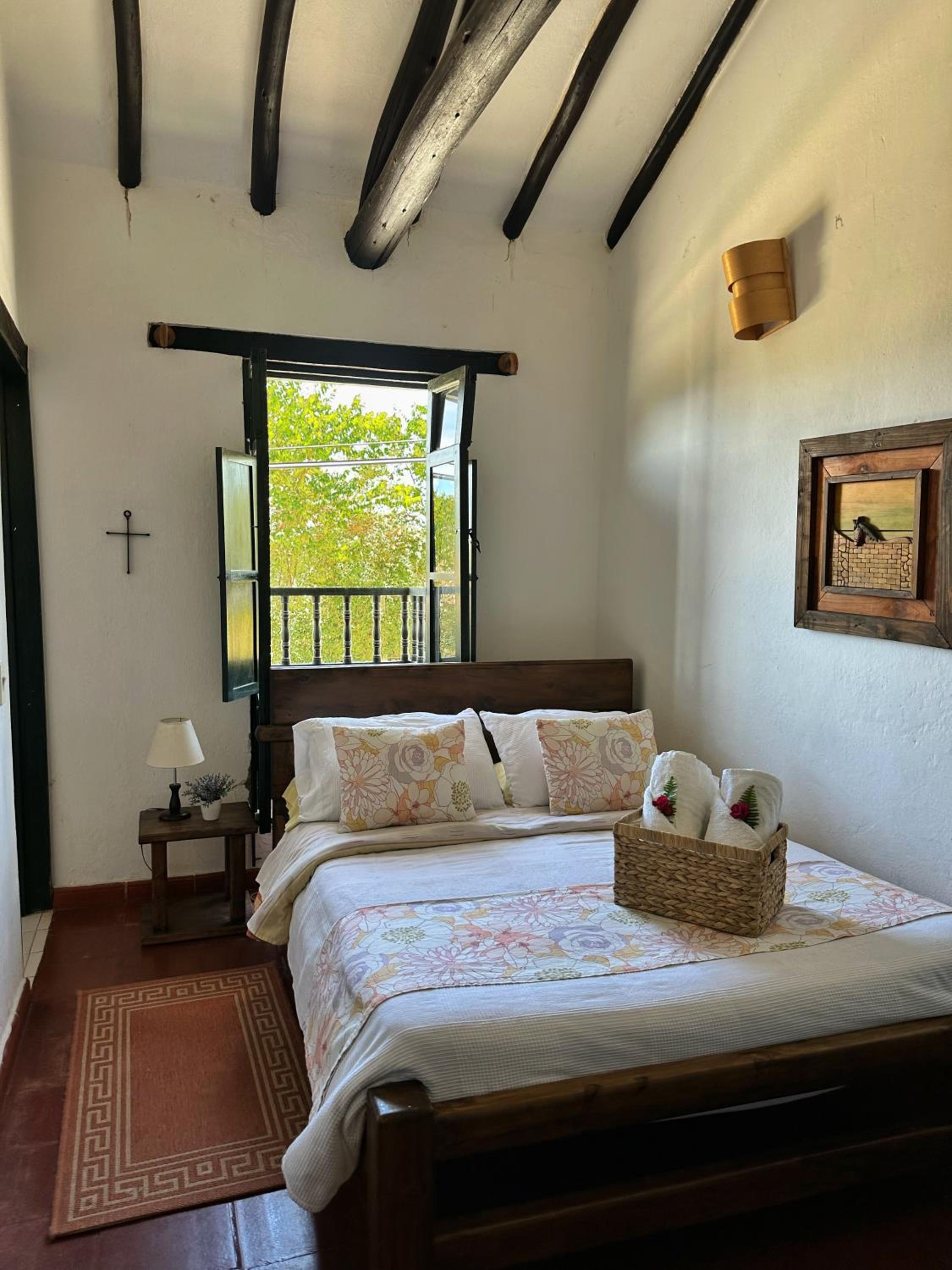 Casa Tirteo ( A 500 m de la plaza principal)