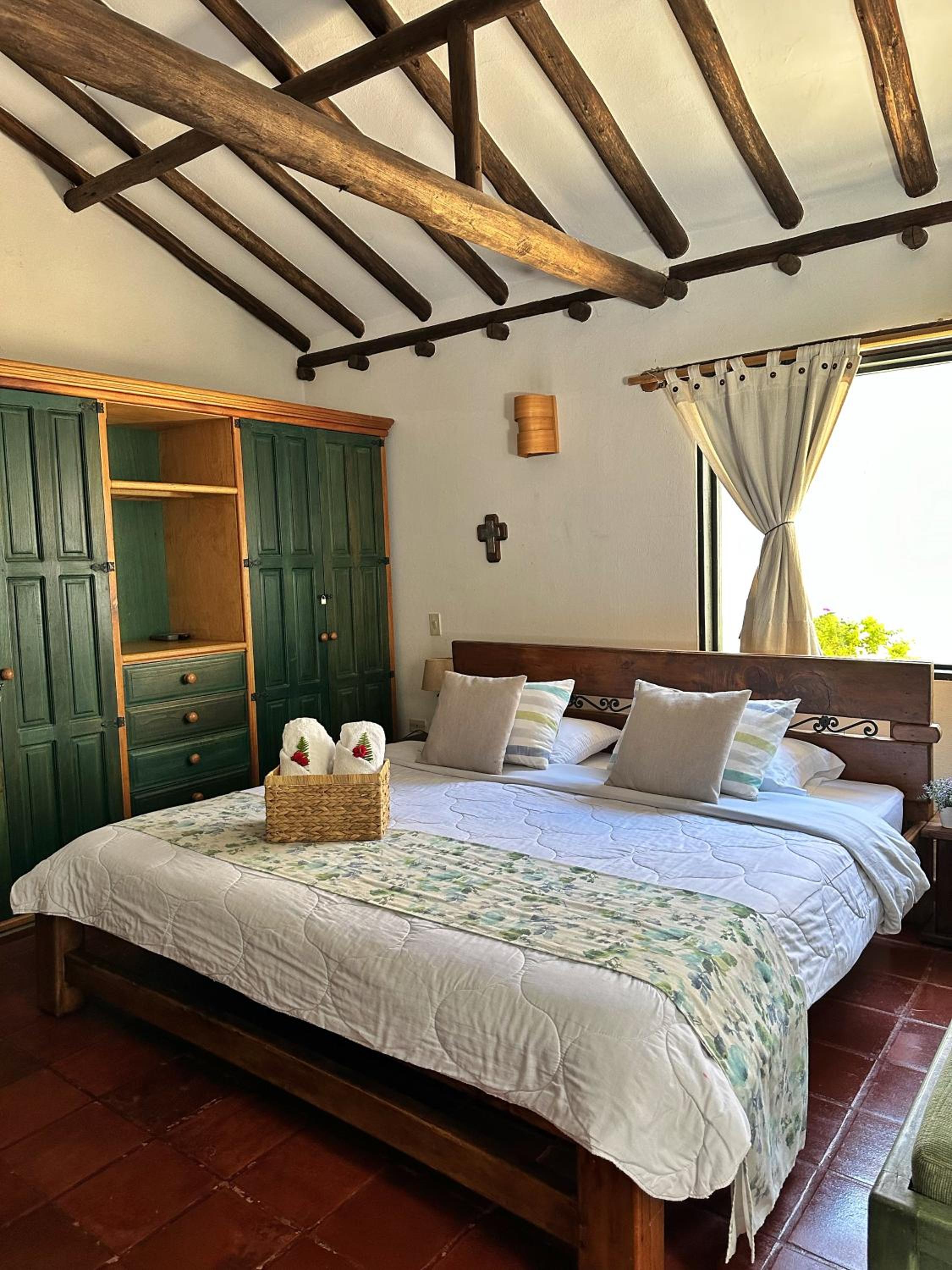Casa Tirteo ( A 500 m de la plaza principal)