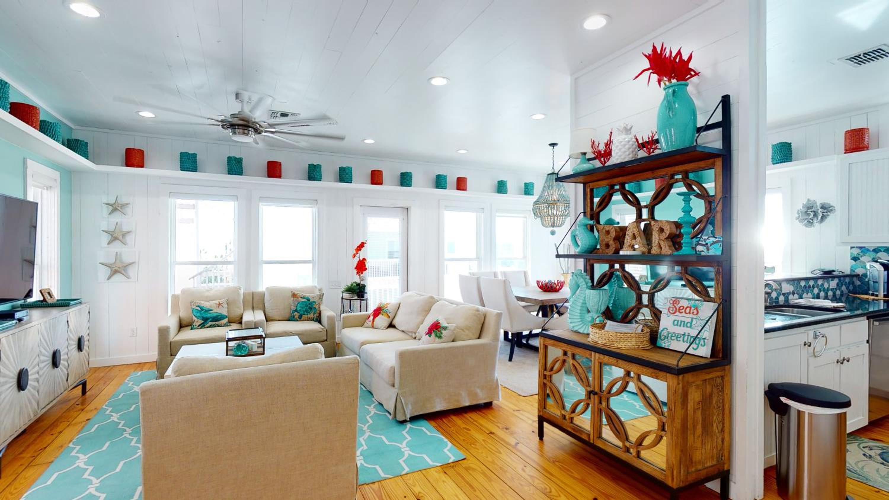 VW45 Stunning House with Rooftop Views, Outdoor Entertaining Area and Golf Cart Included view 5