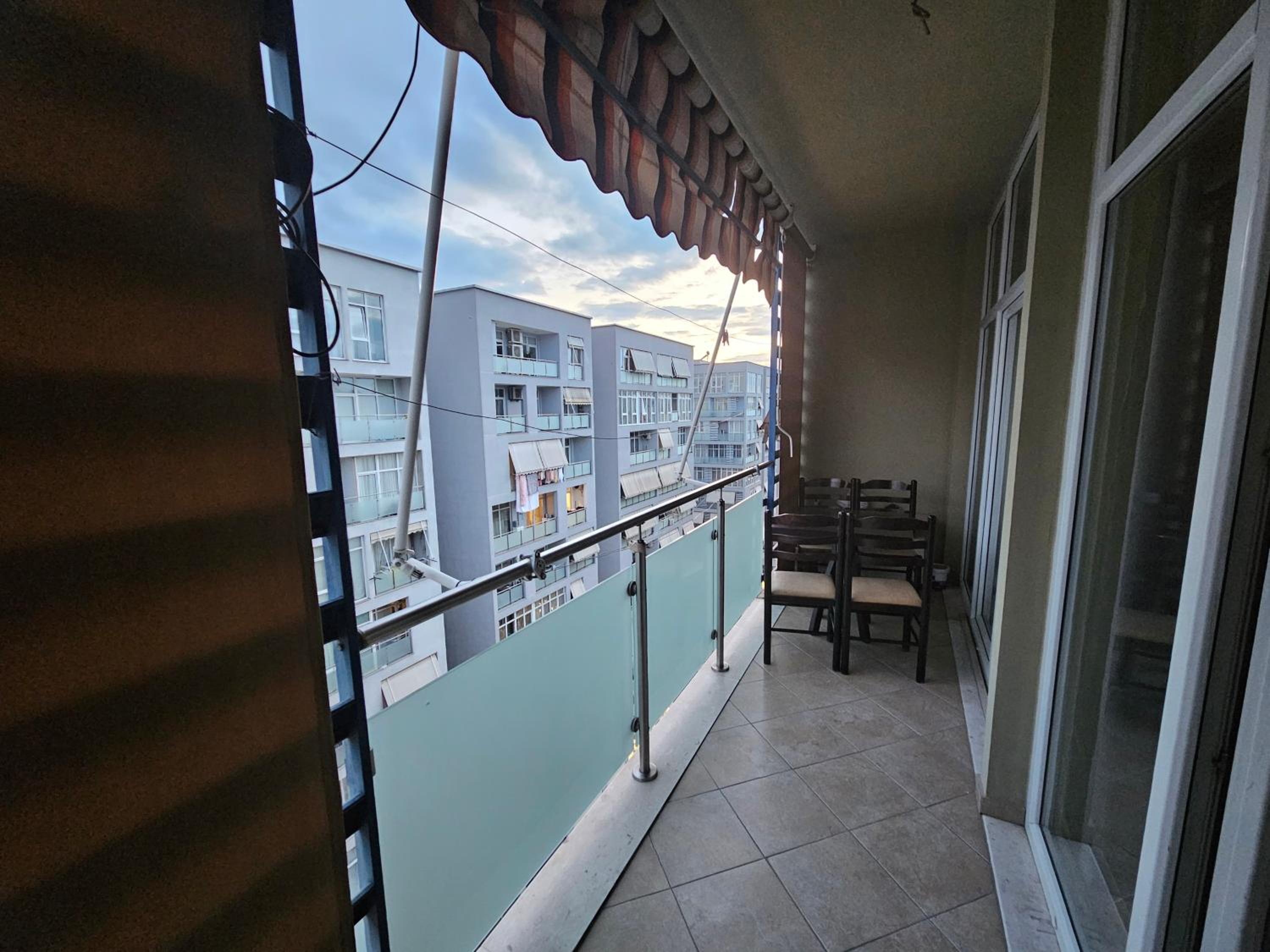 Pleasant apartment with free dedicated parking in Komuna e Parisit