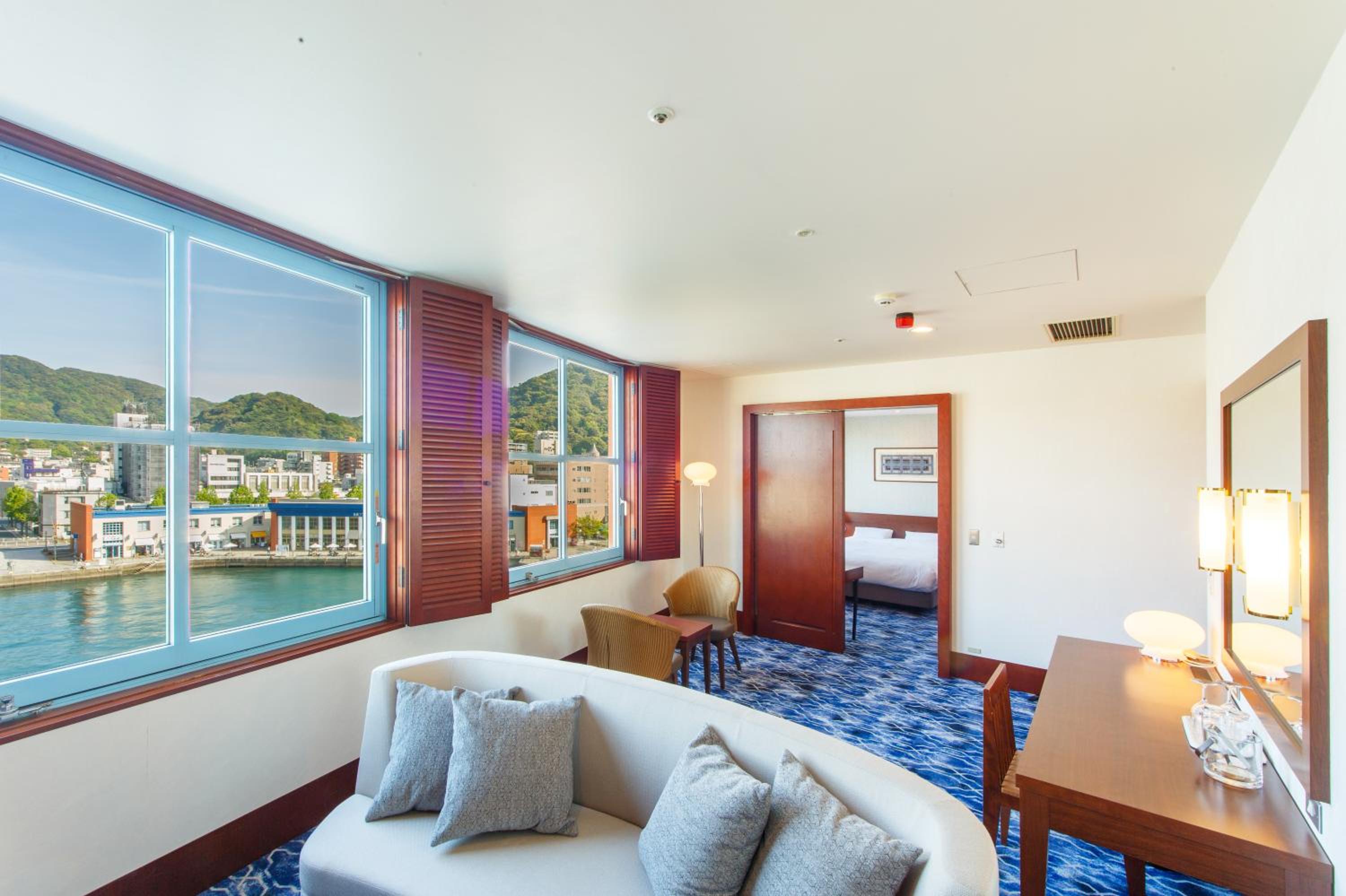 Premier Hotel Mojiko 98