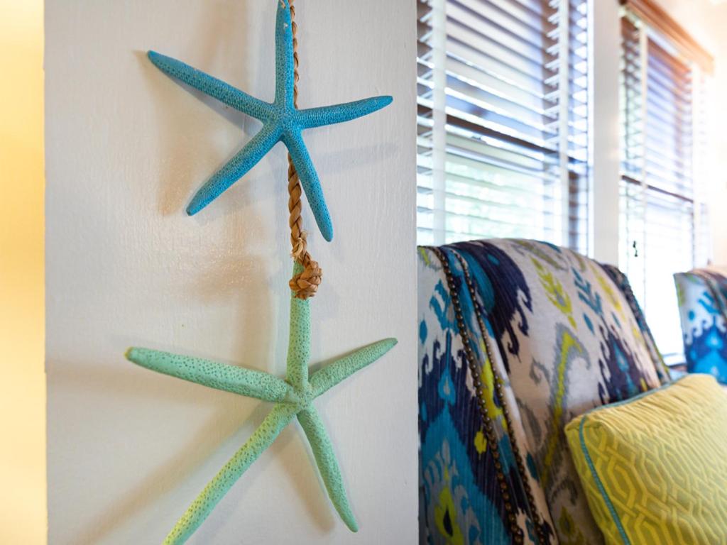 Guiding Light Cottage view 5