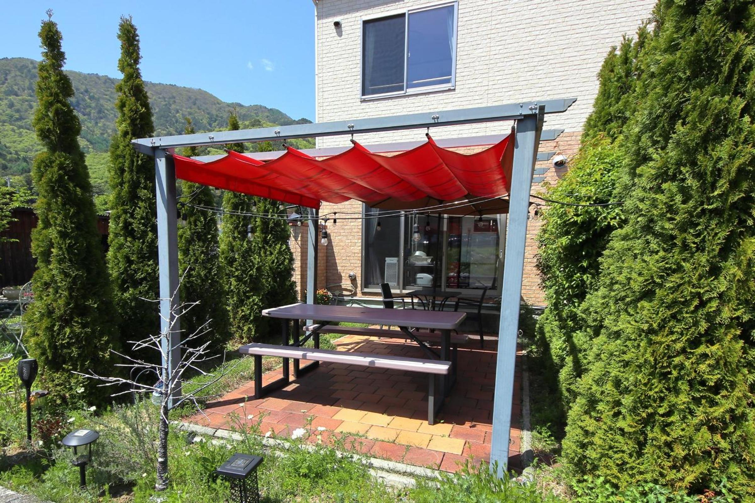 Cottage Pastorale