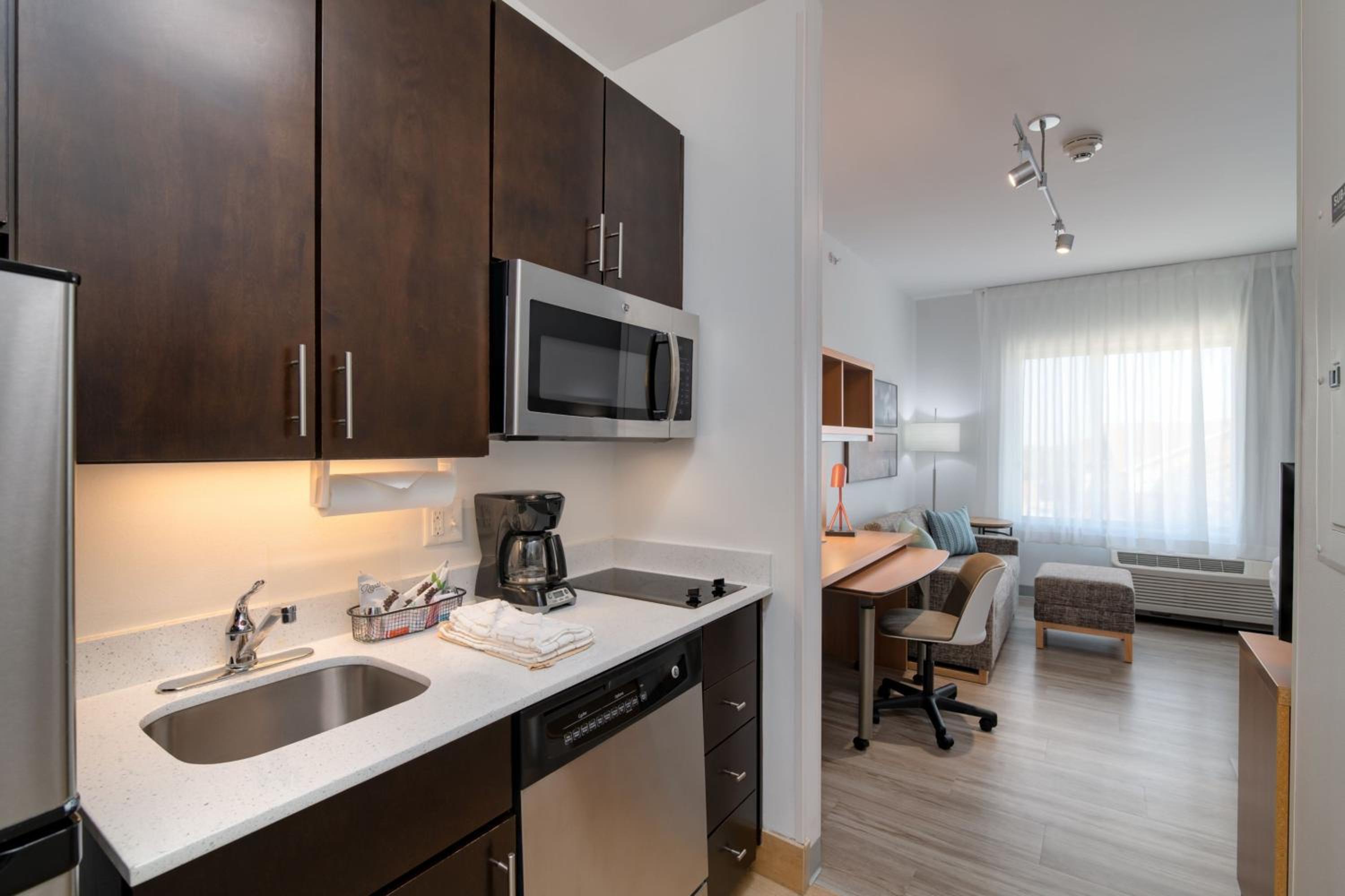 TownePlace Suites by Marriott Dallas McKinney - Property Image 10