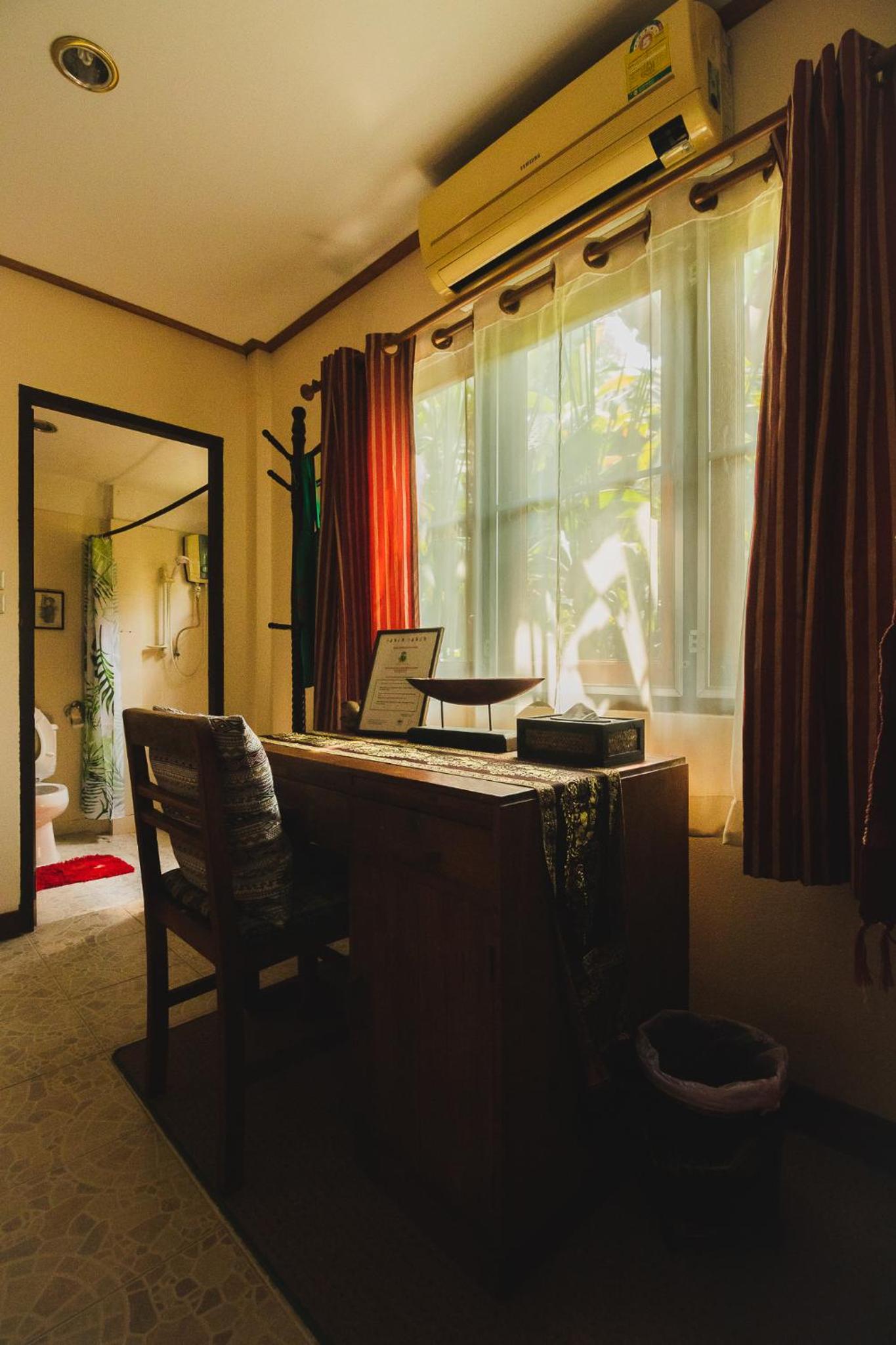 Joy's House & Tour