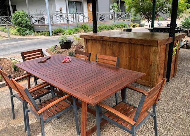 Batemans Bay Holiday Park & Hostel