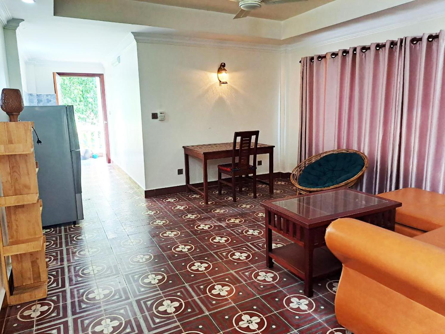 Nary Apartment