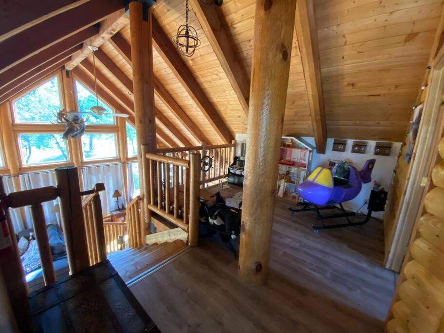 The Happy Bear Lodge