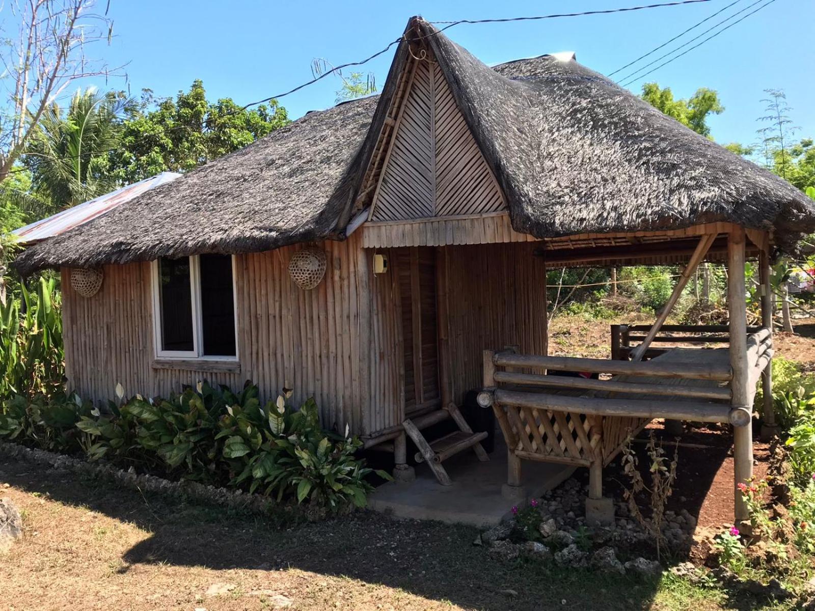 SEE-KEE-HOR Cafe and Hostel view 5