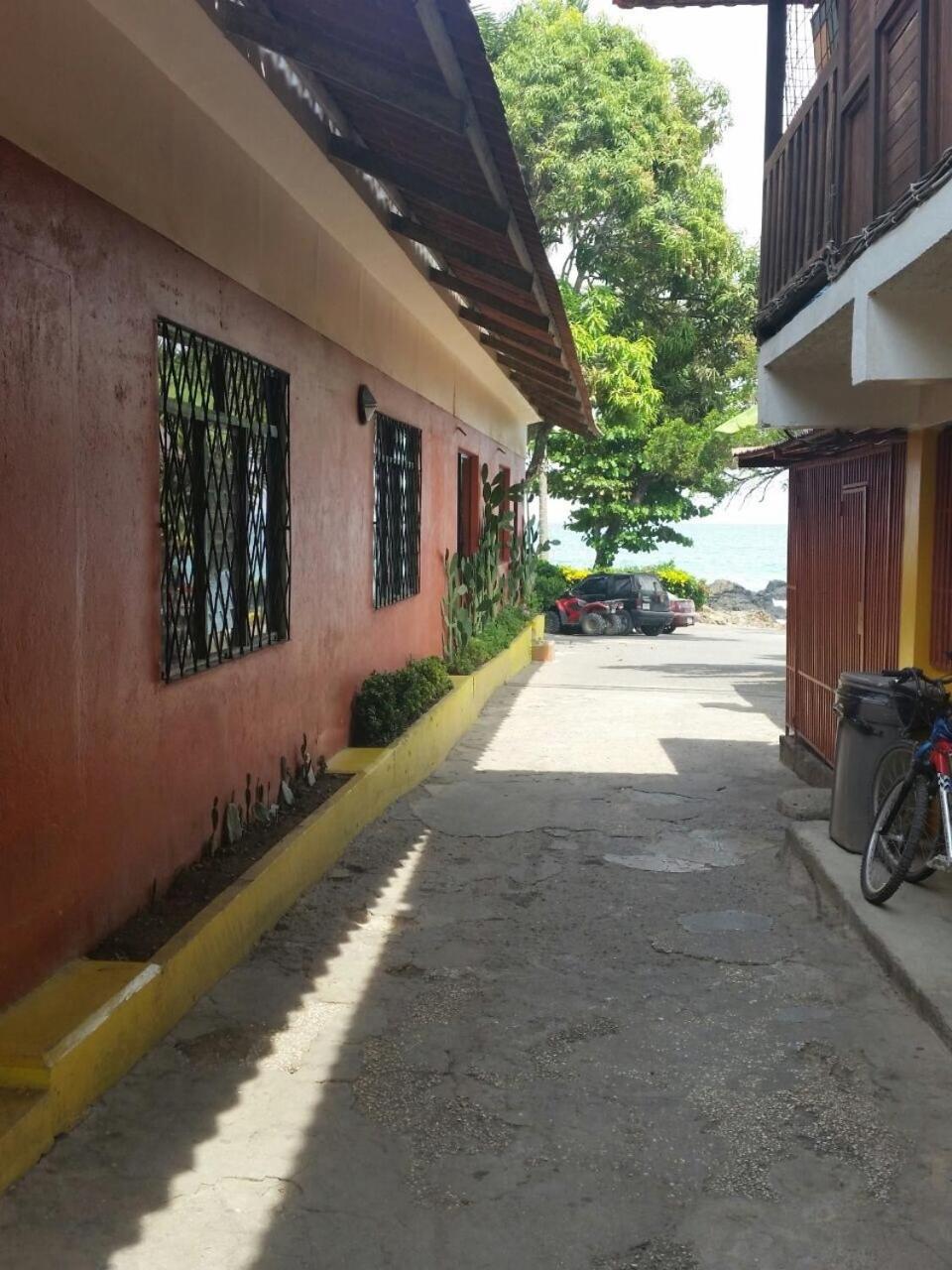 Photo 23