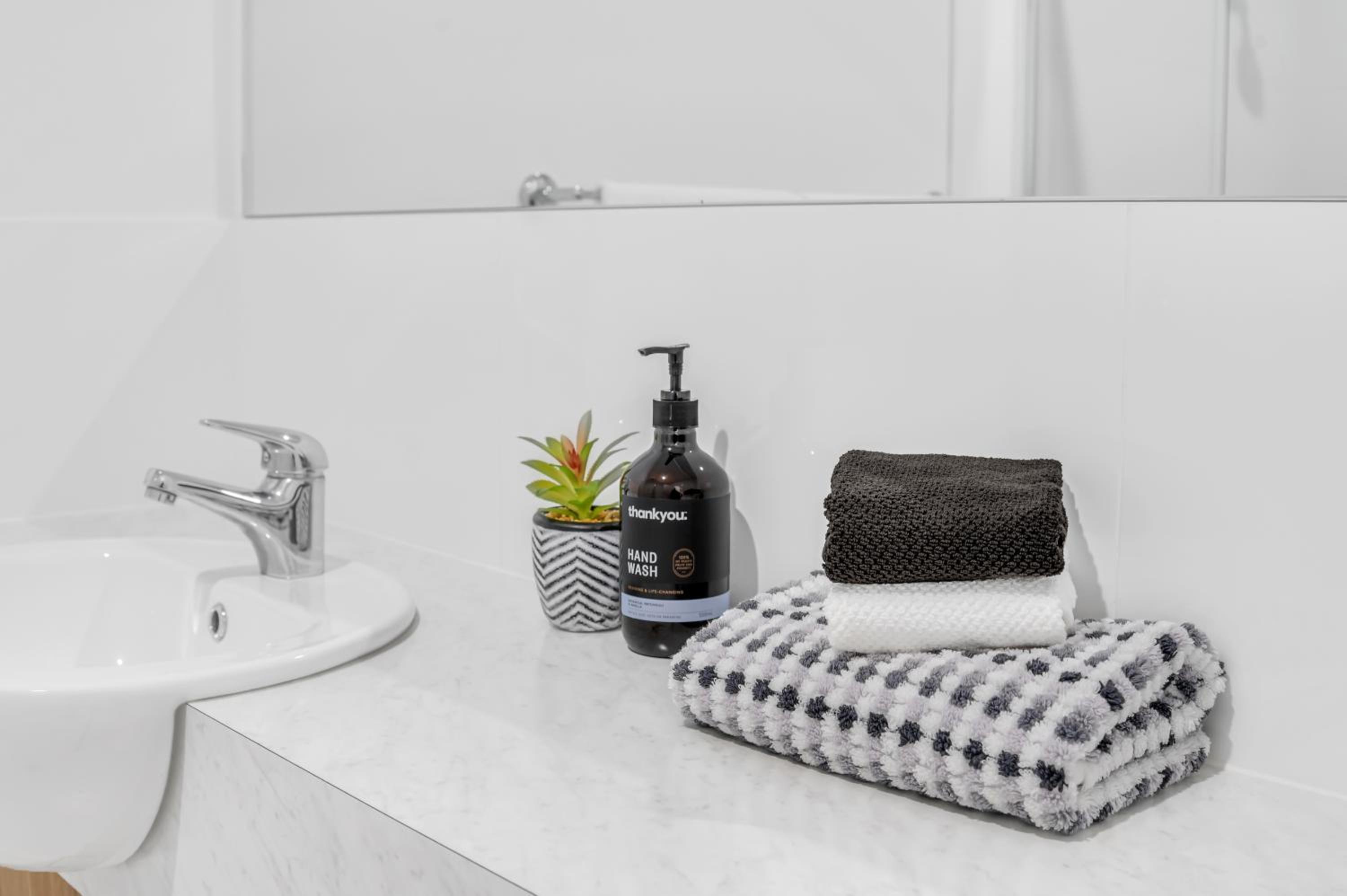 Flinders Corporate Extended Stays 8 -12 weeks