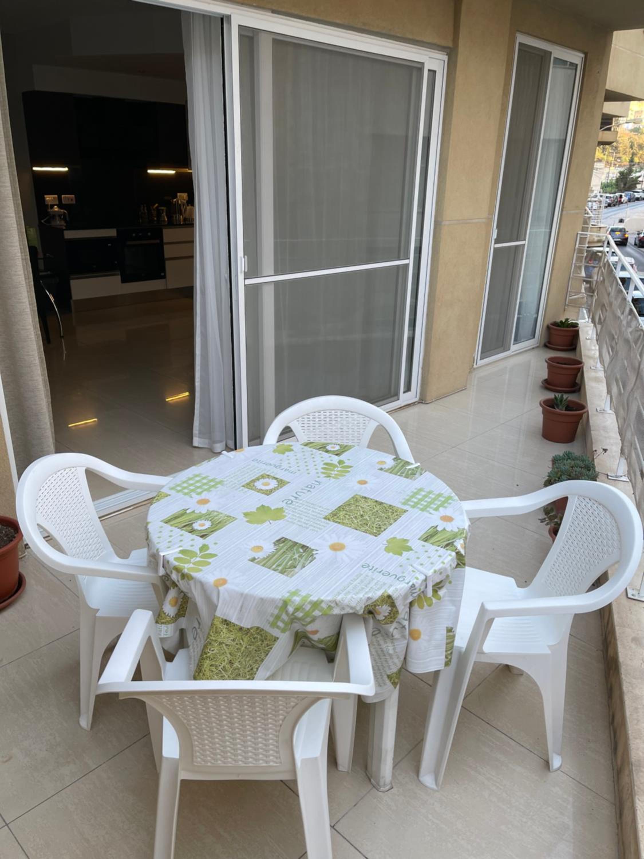 Spinola Bay Apt - Beatiful 3-Double Bed apt near beach in Prime Location — St Julian's