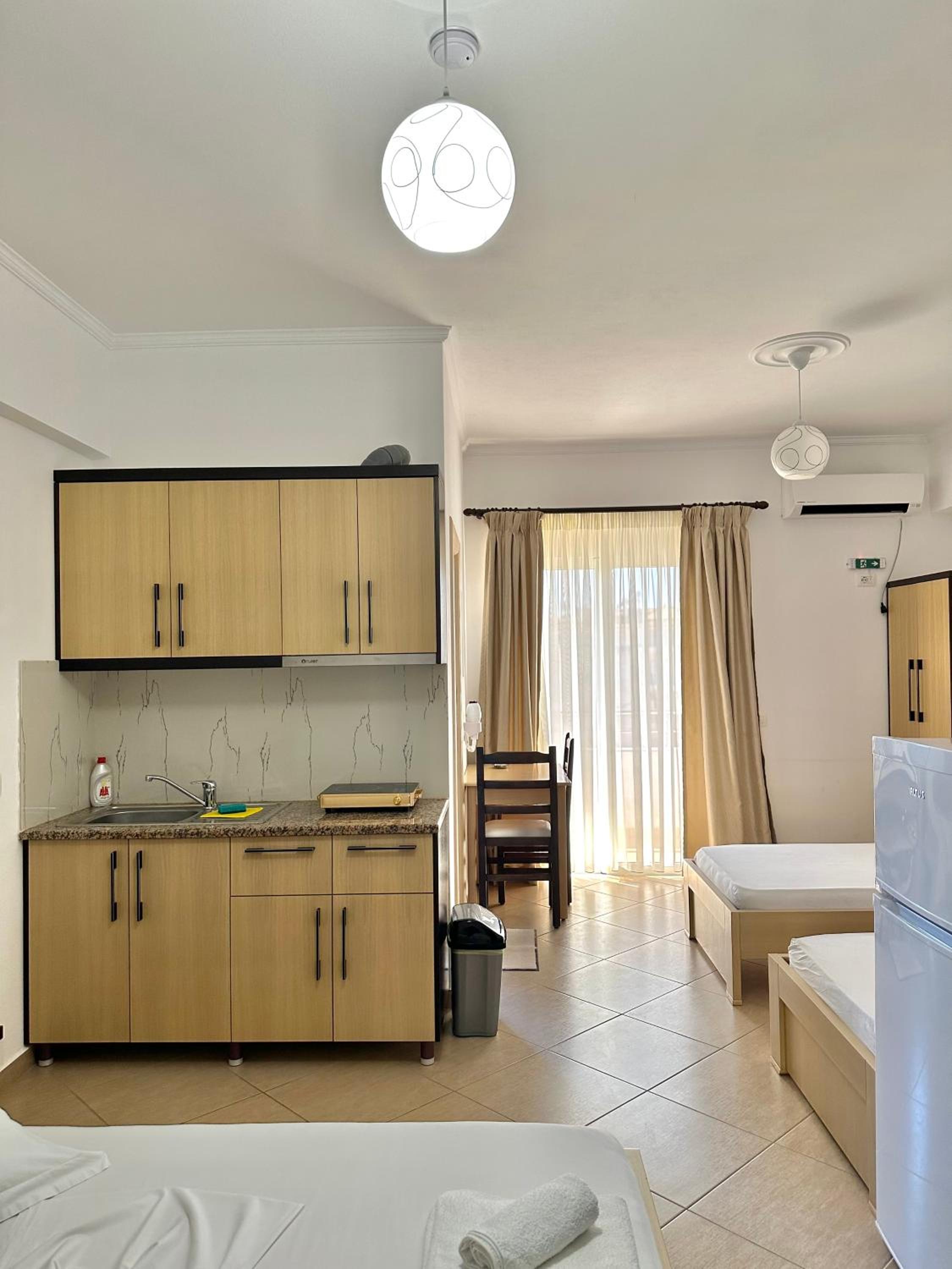 Brian Apartments